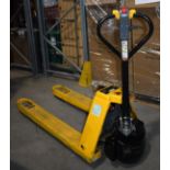 1 x Loadsurfer Semi Electric Pallet PumpTruck - Model: PPT18H - Capacity: 1800kg - Year: 2020