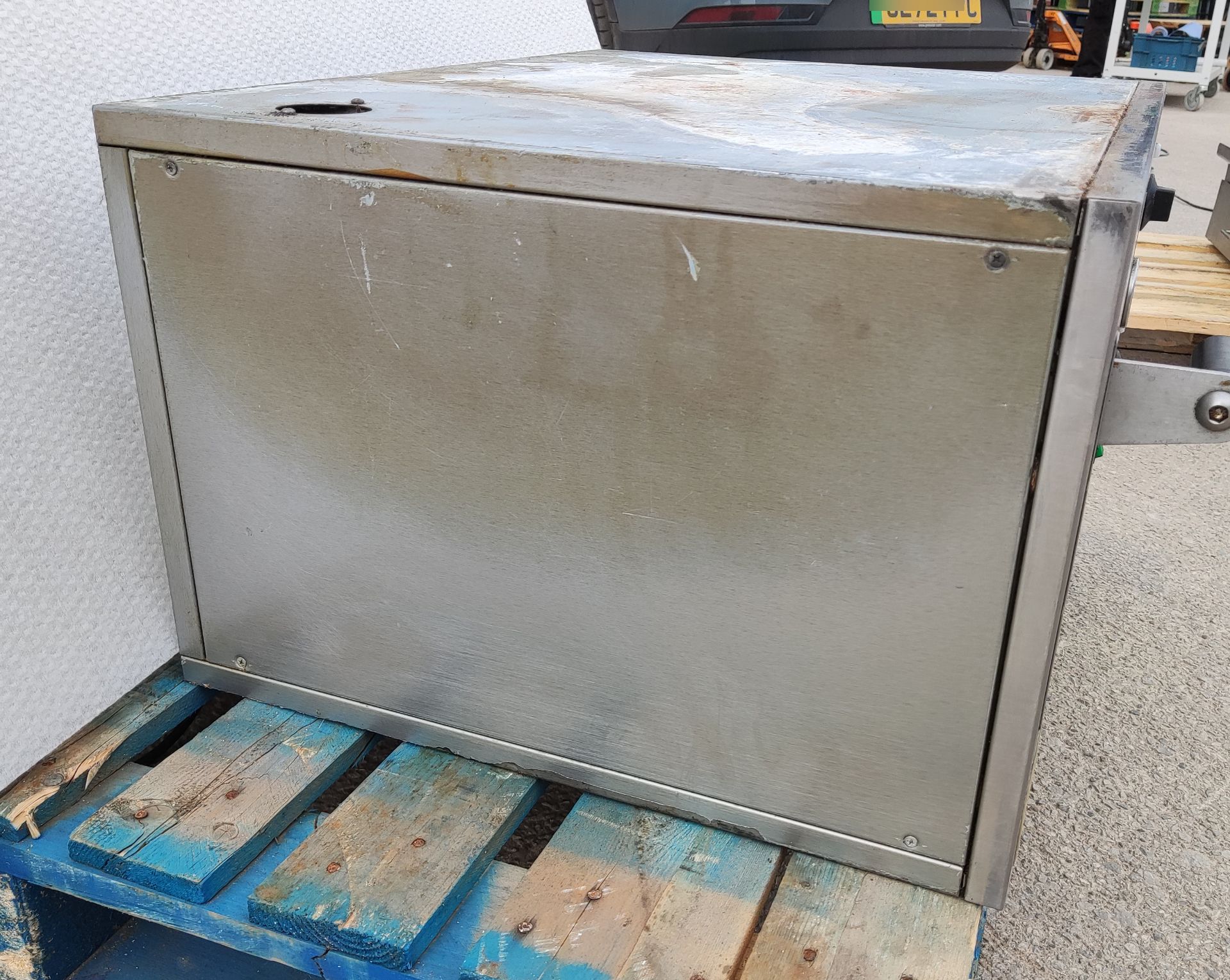 1 x Cuppone TZ420/1M Single Deck Stackable Pizza Oven - RRP £2,015 - Dimensions: H38.5 x W70 x D56cm - Image 6 of 15