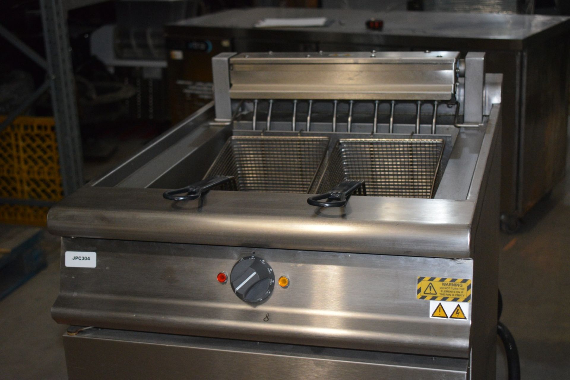 1 x Falcon Dominator Plus E3860 40 Ltr Electric Freestanding Single Tank Fryer with 2 x Baskets - Image 9 of 17