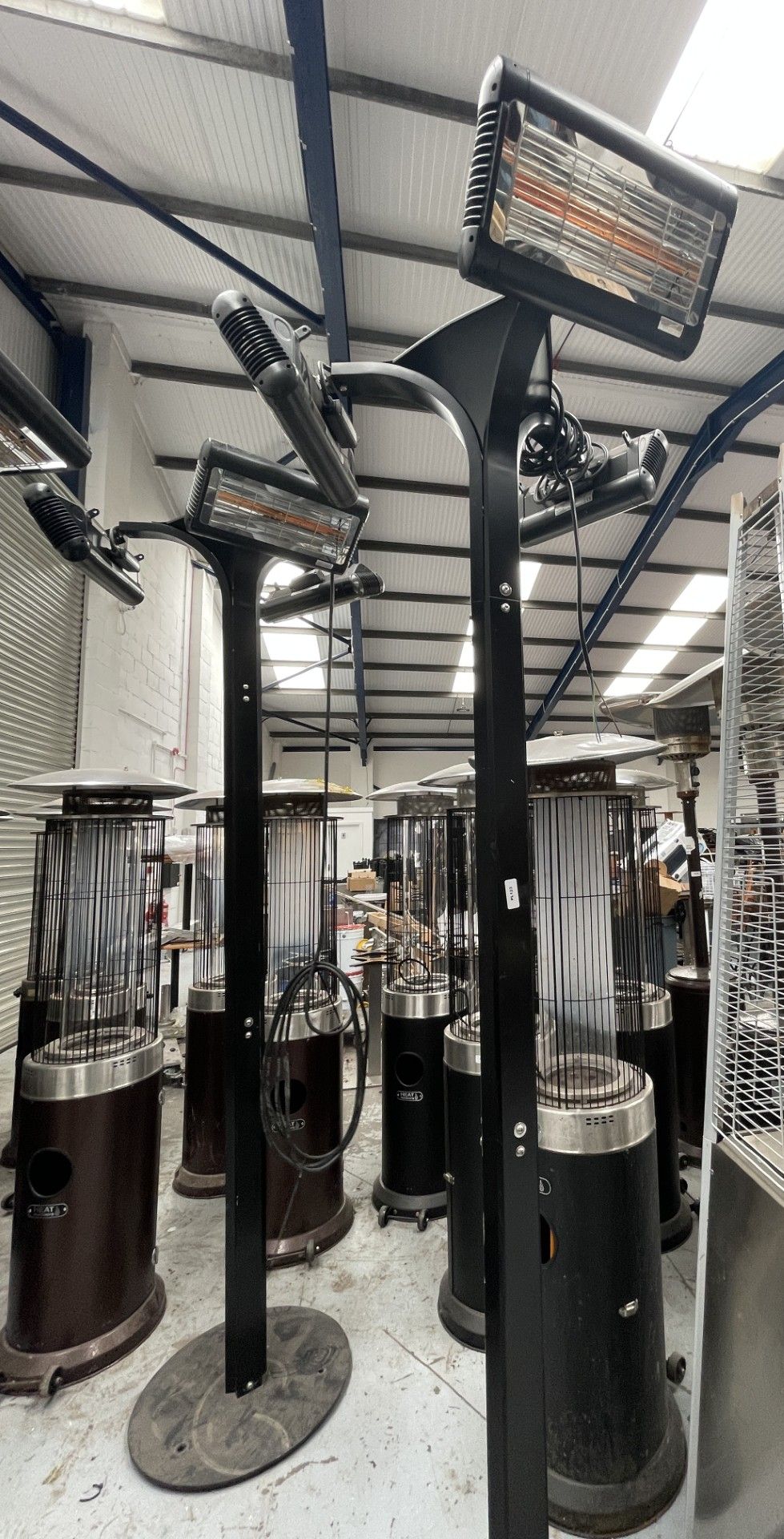 1 x Tansun Sorrento Upright Freestanding Triple Infrared Heater - Suitable for Indoor or Outdoor Use - Image 10 of 15