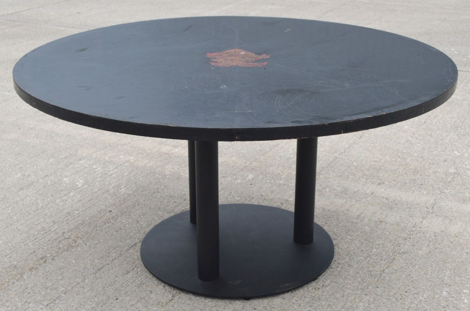 1 x Restaurant Dining Table Featuring a Tripe Leg Pedestal - Dimensions: H75 x W150 x D150 cms