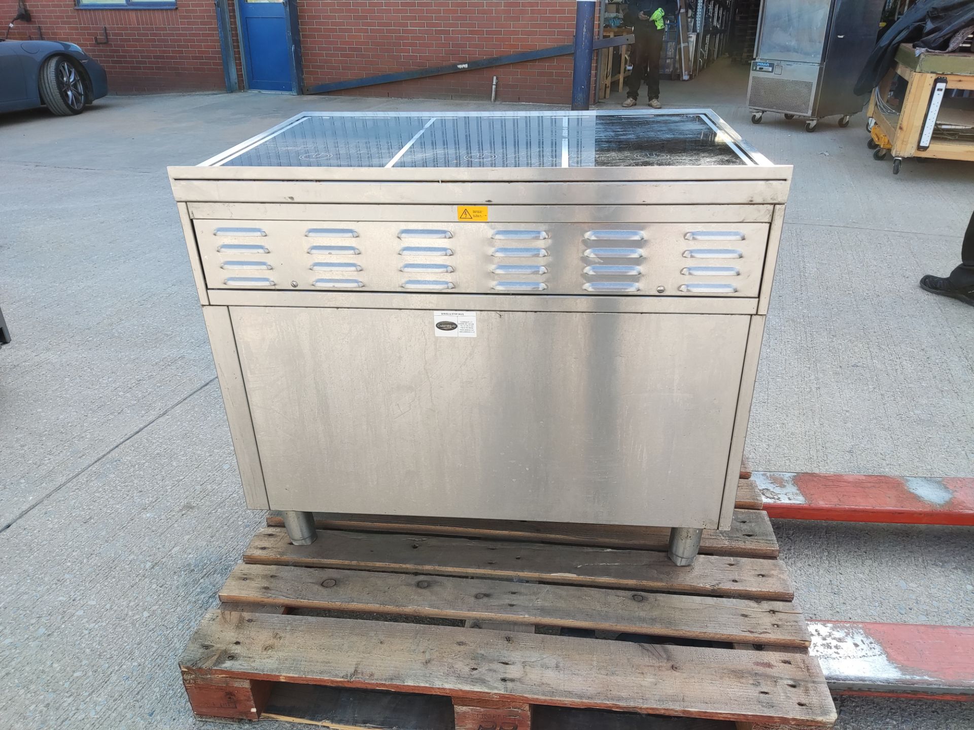 1 x Berner 6 Zone Commercial Induction Cooker with Open Base - 3 Phase - BIH6KTDF30 - RRP £12,500! - Image 12 of 19