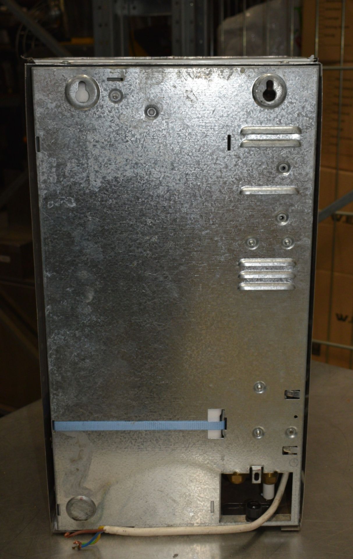 1 x Zip Hydroboil Instant Hot Water Boiler Featuring a Stainless Steel Finish - Image 5 of 6