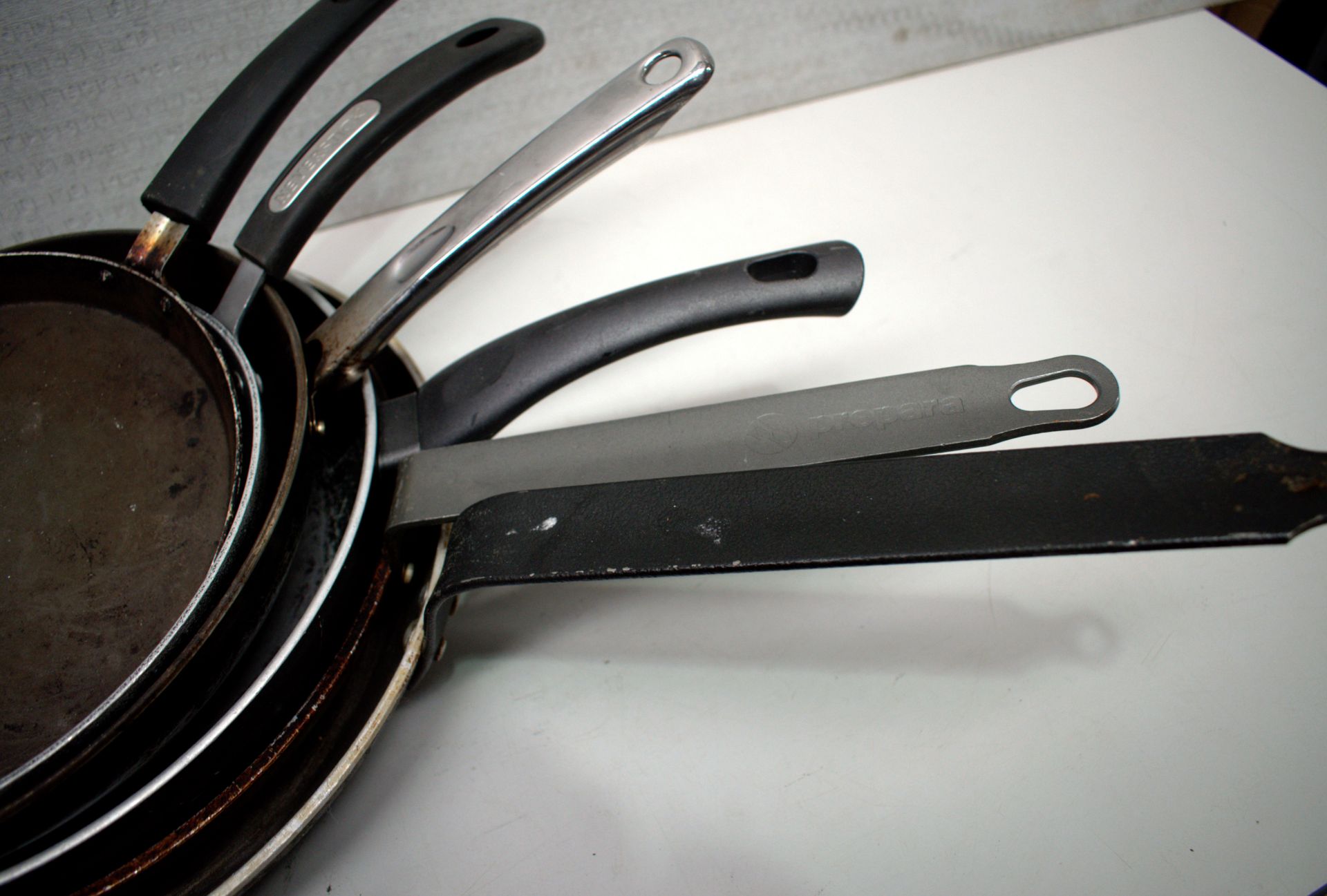 6 x Frying Pans - Image 16 of 20
