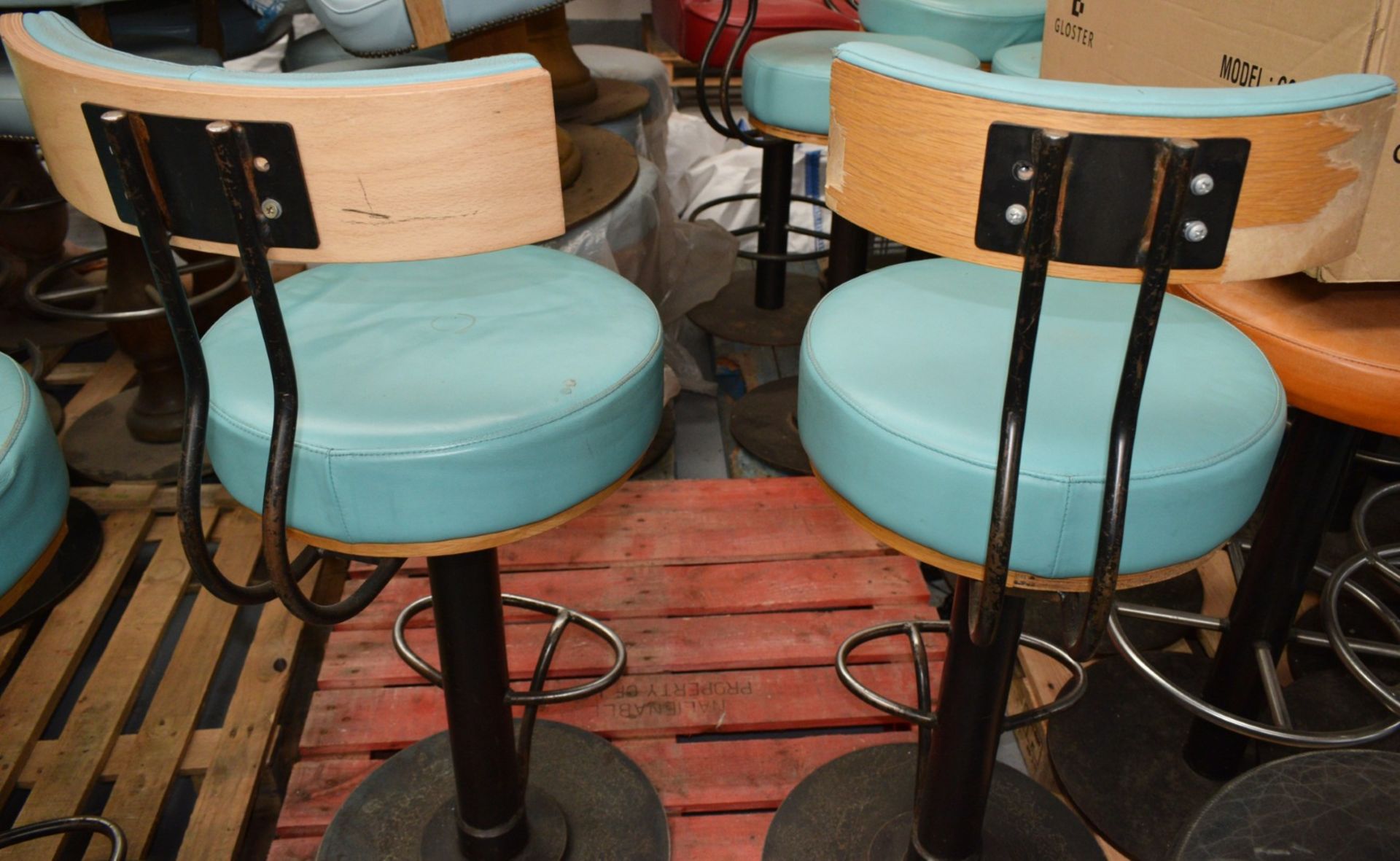4 x Bar Stools Featuring Round Leather Seats, Backrests and Chrome Footrests - Dimensions: SH 78 x - Image 10 of 10