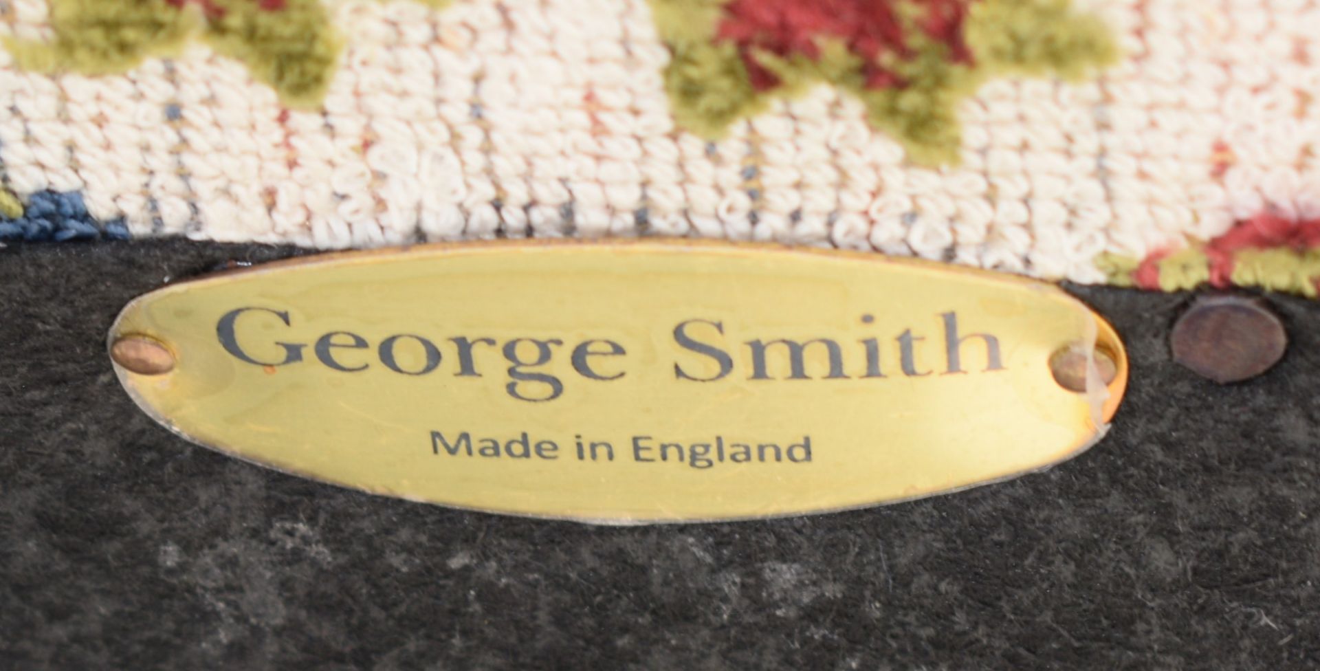 2 x George Smith Lounge Chair Featuring Floral Fbric Upholstery and Wooden Feet - Image 10 of 14