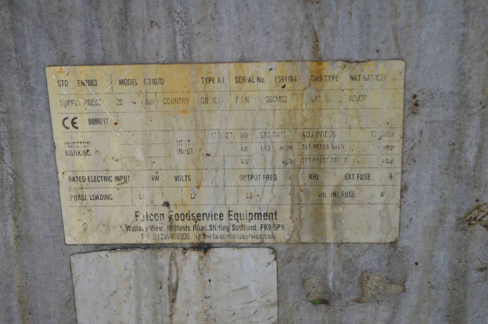 1 x Falcon Dominator Plus Solid Top Natural Gas Bullseye Oven Range Cooke with Castors - Image 2 of 7