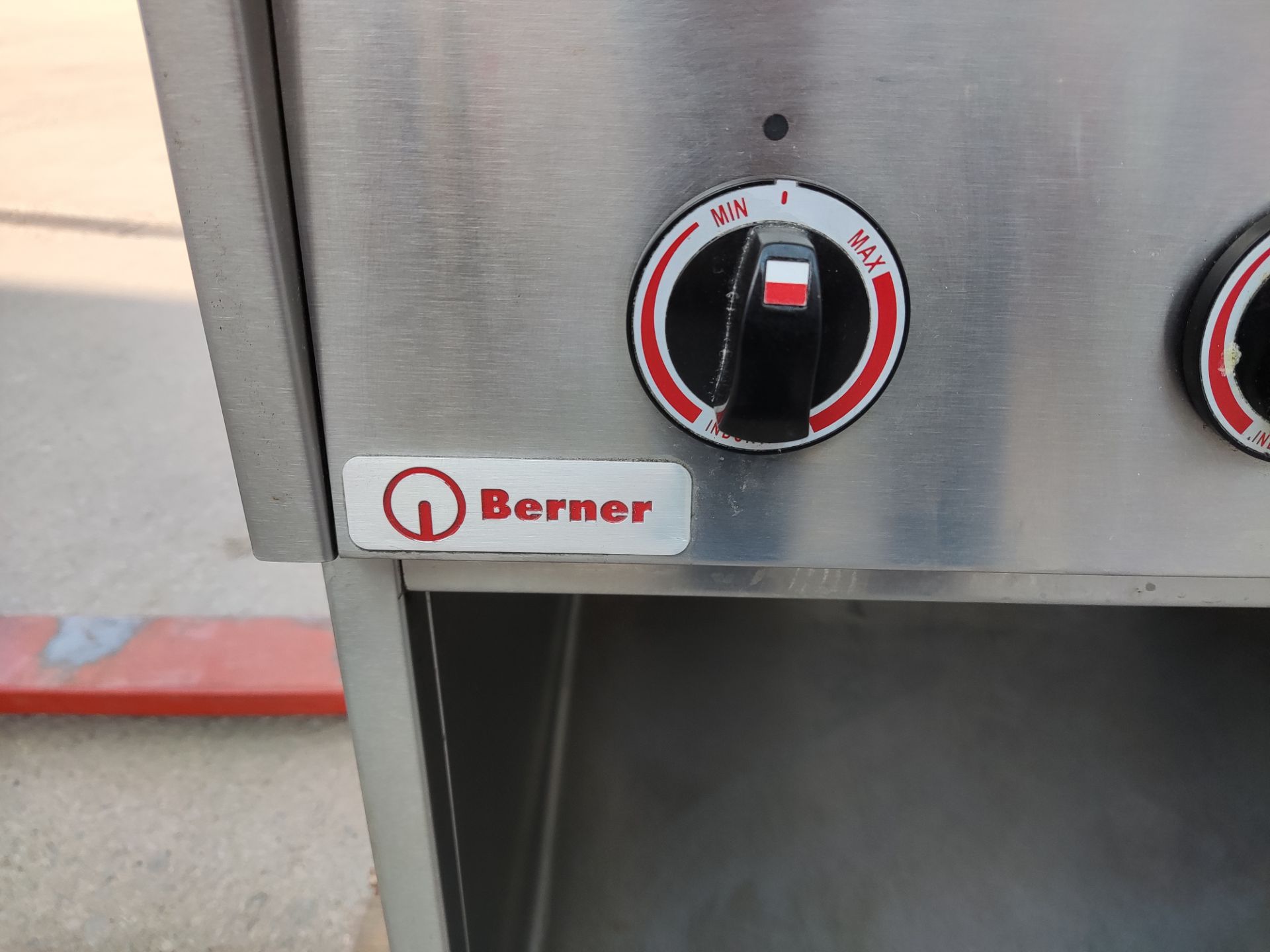 1 x Berner 6 Zone Commercial Induction Cooker with Open Base - 3 Phase - BIH6KTDF30 - RRP £12,500! - Image 7 of 19