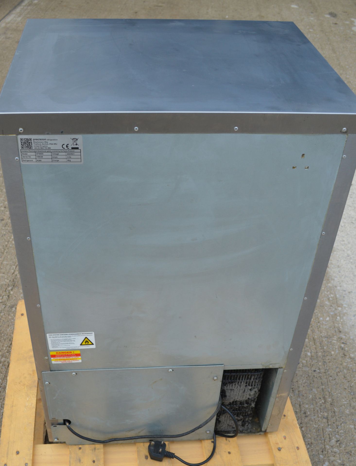 1 x Precision Single Door Undercounter Gloss Froster - Model: GFS600 - 240v - Image 3 of 7