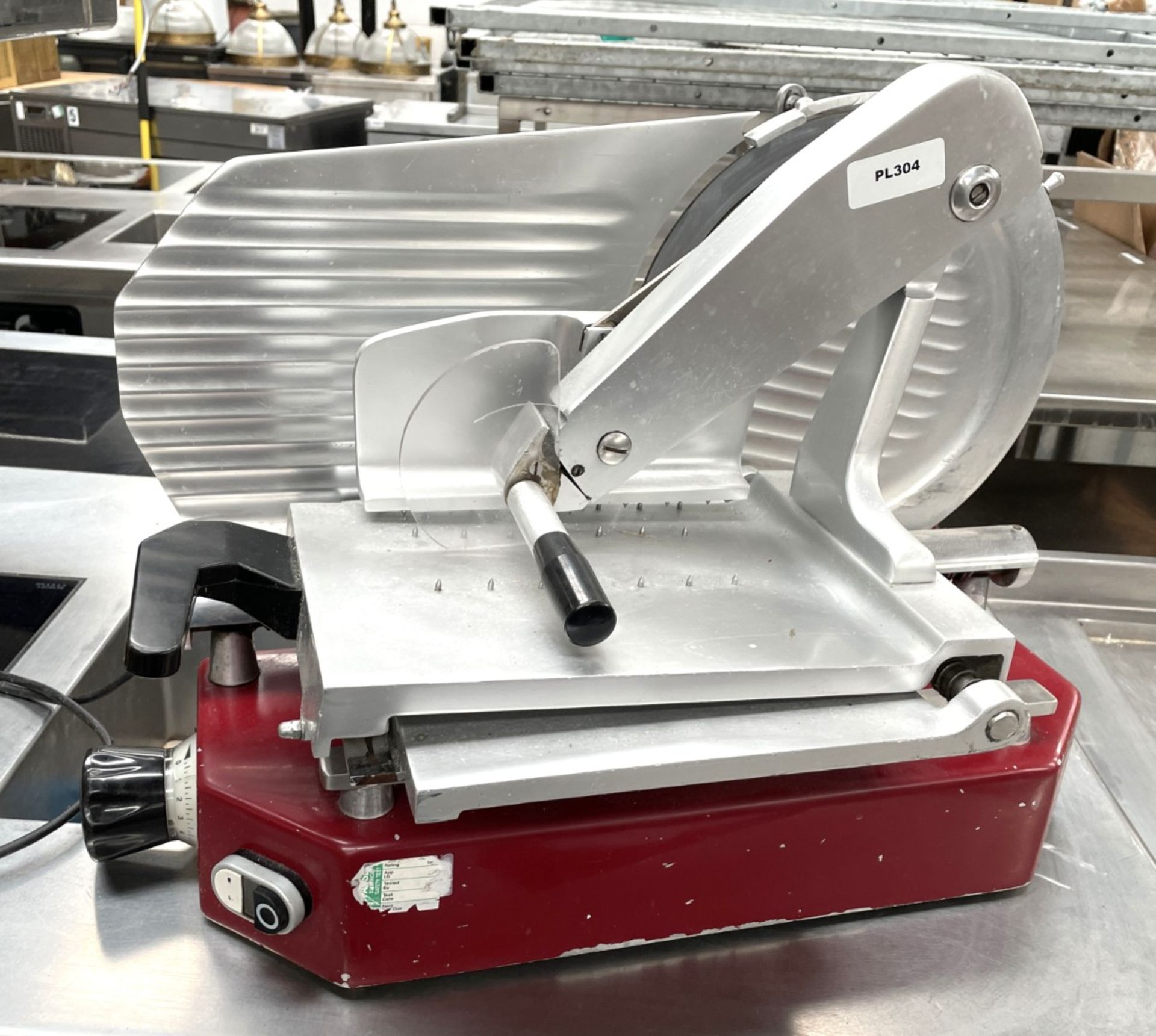 1 x FAC Vertical 300mm Meat Slicer - Model: F300TS-V - 240v - Image 6 of 17