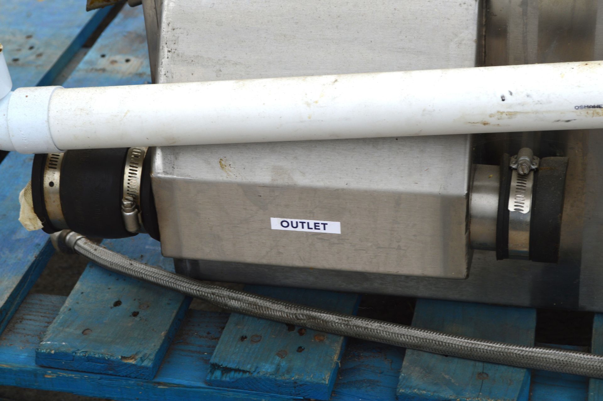 1 x Grease Guardian Filteration System for Passthrough Dishwashers - Dimensions: H35 x W70 x D57 cms - Image 3 of 12