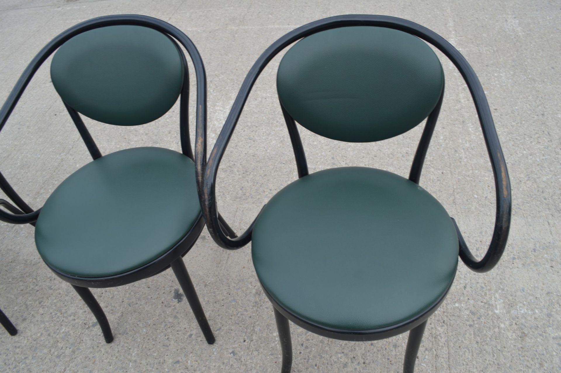 8 x Restaurant Dining Chairs Featuring a Bentwood Design with Dark Green Seats and Backrests - Image 10 of 11