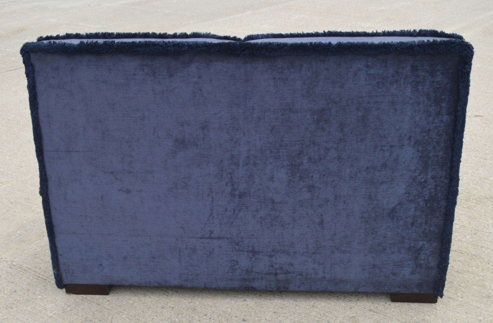 4 x Blue Velvet Slipper Seating Benches with Fringe Trims and 6 x Matching Cushions - Image 6 of 12