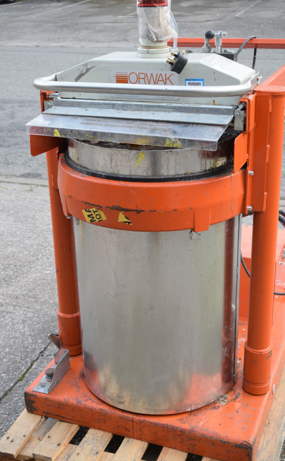 1 x ORWAK 5030 In-Bag Waste Compactor - Image 3 of 14