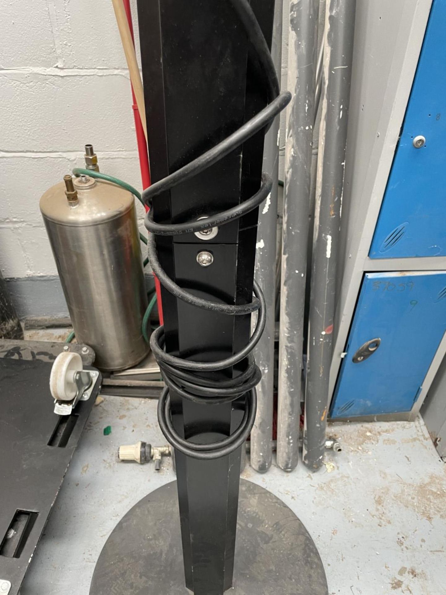 1 x Tansun Sorrento Upright Freestanding Triple Infrared Heater - Suitable for Indoor or Outdoor Use - Image 2 of 15