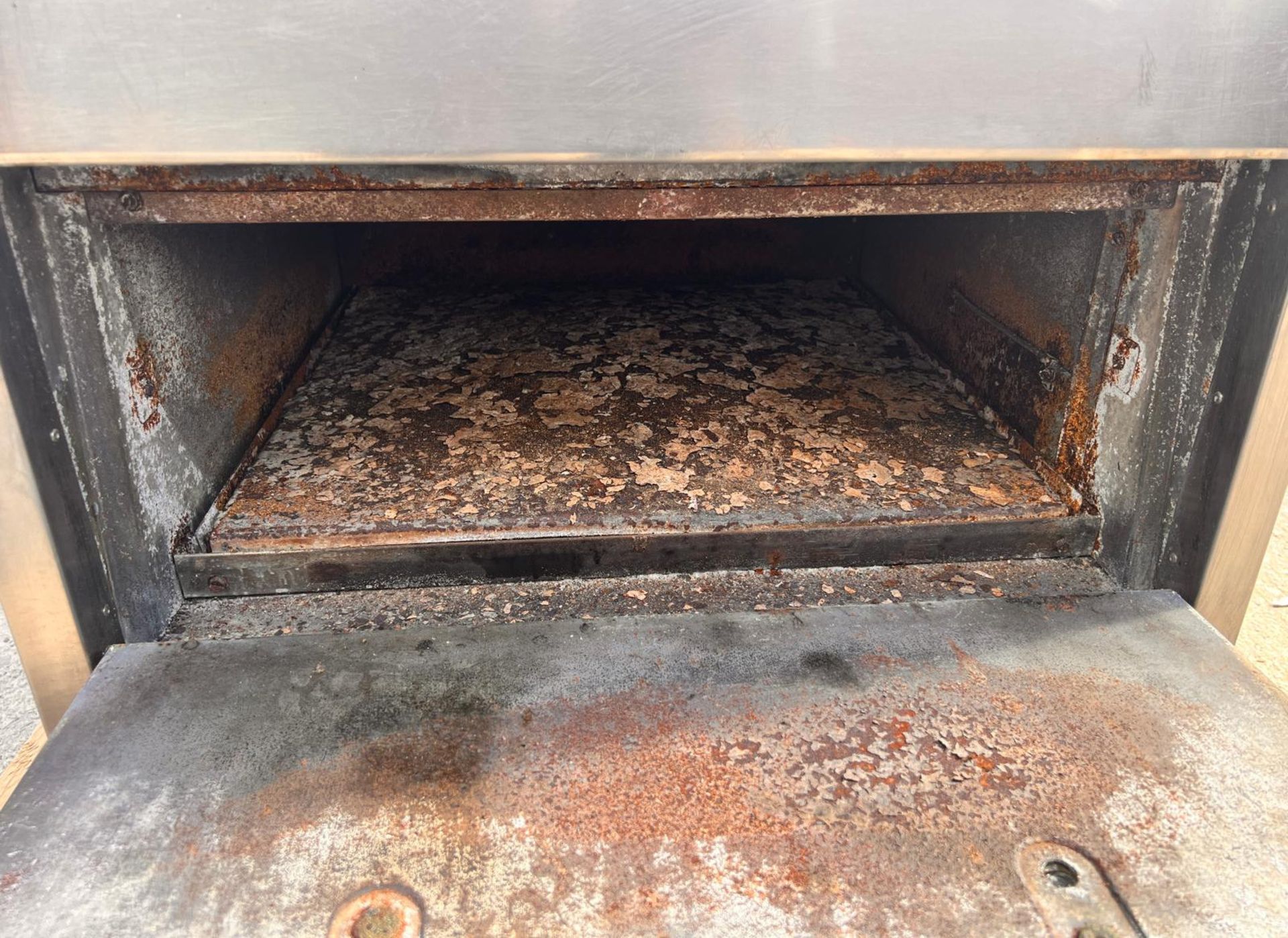 1 x Bakers Pride P-46 2-Chamber Pizza Oven - Single Phase - Image 11 of 19