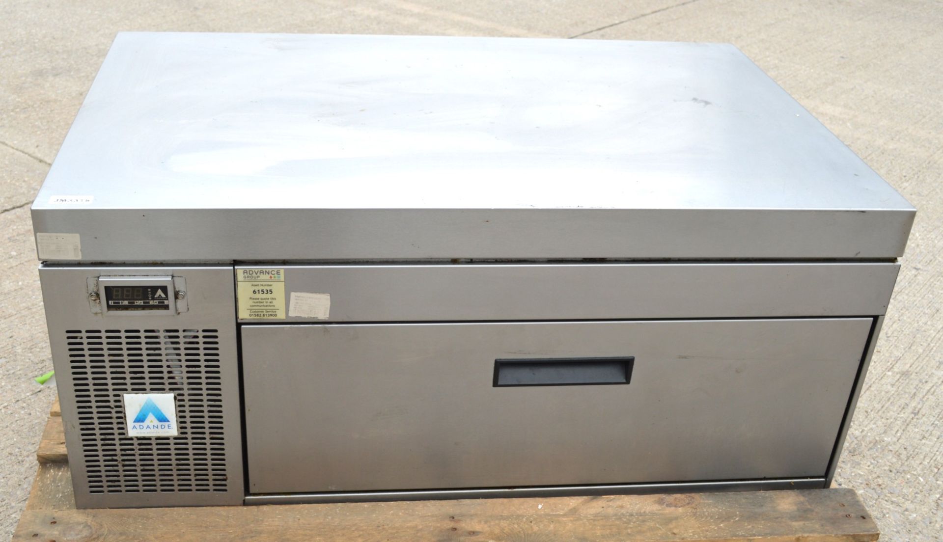 1 x Adande VCS Chef Base Fridge Freezer Single Drawer - Dimensions: H47 x W110 x D70 cms