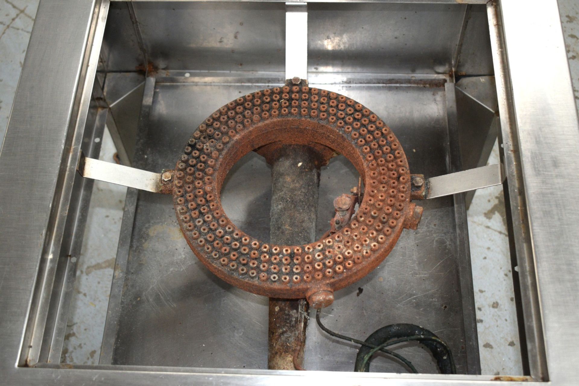 1 x Olis Stock Pot Gas Burner - Model FDGV-50-CE - RRP £2,700 - Dimensions: H50 x W59 x D63 cms - Image 9 of 9