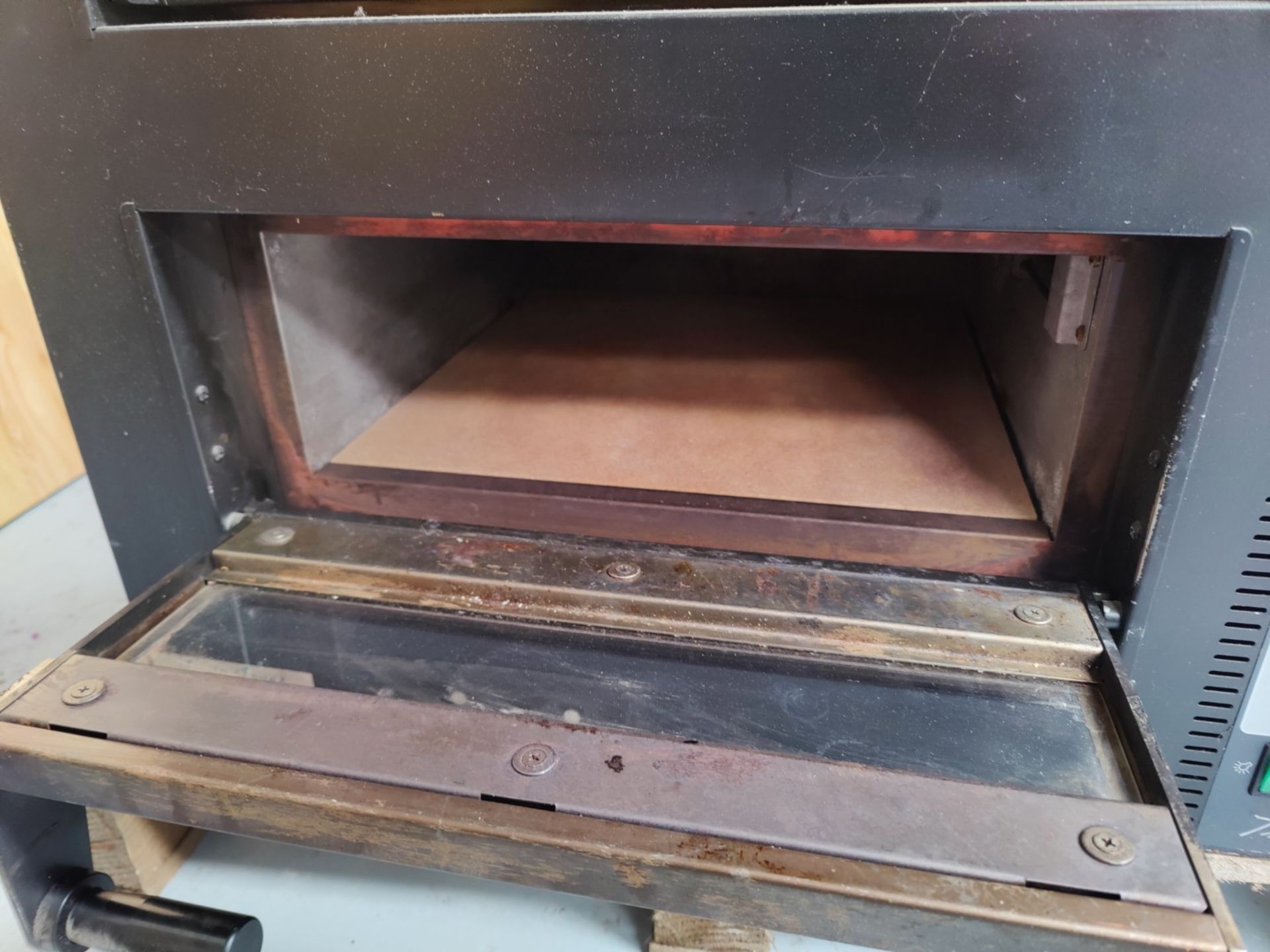 1 x Cuppone Tioziano Compact Twin Deck Countertop Pizza Oven  - 8 x Pizza Capacity - 230v 4.2kW - Image 5 of 17