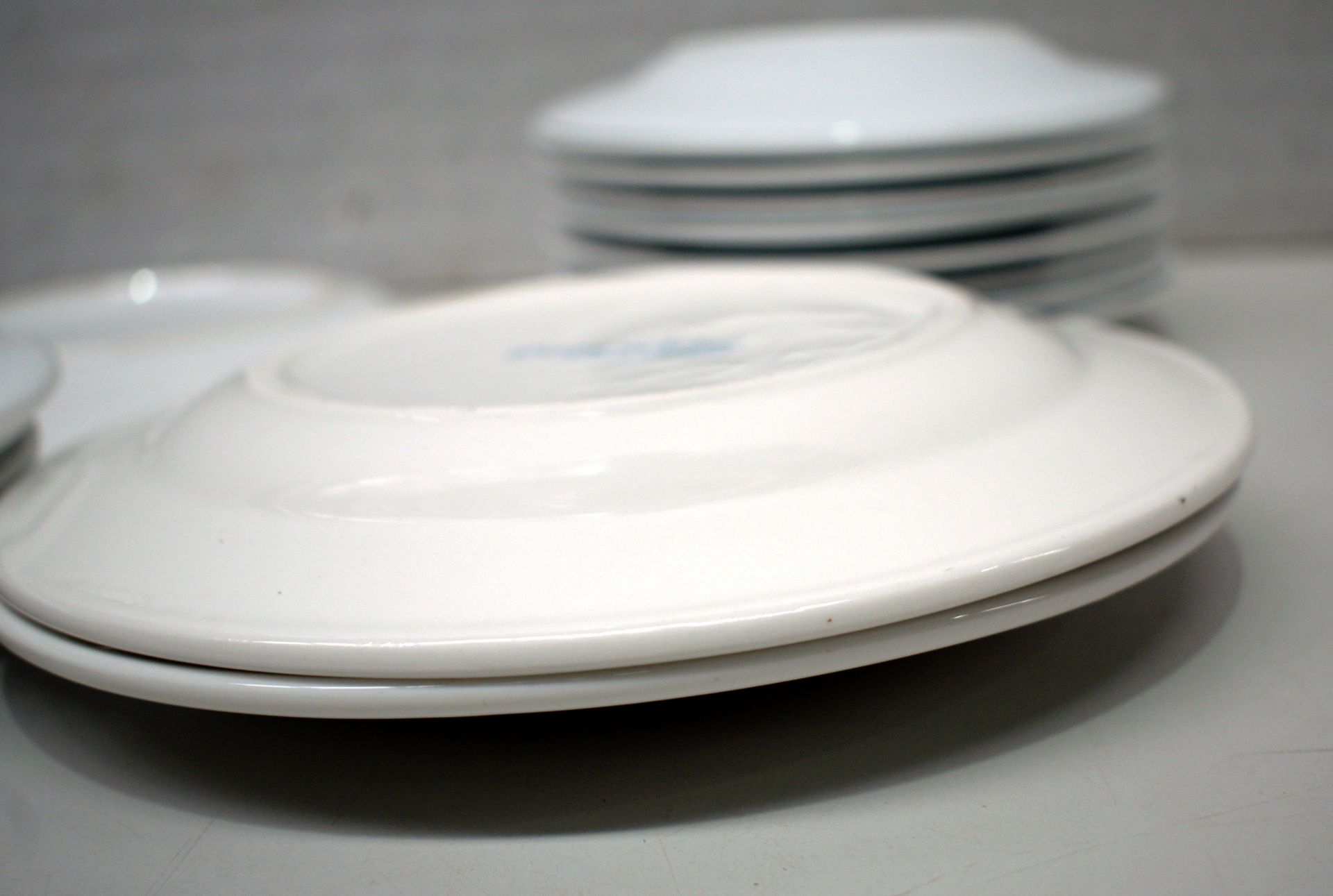 15 x Assorted White Plates - Image 7 of 12