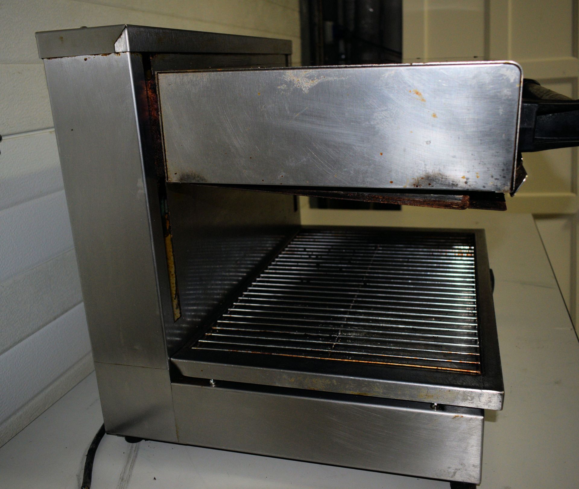 1 x LINCAT Electric Salamander Grill - Image 9 of 12