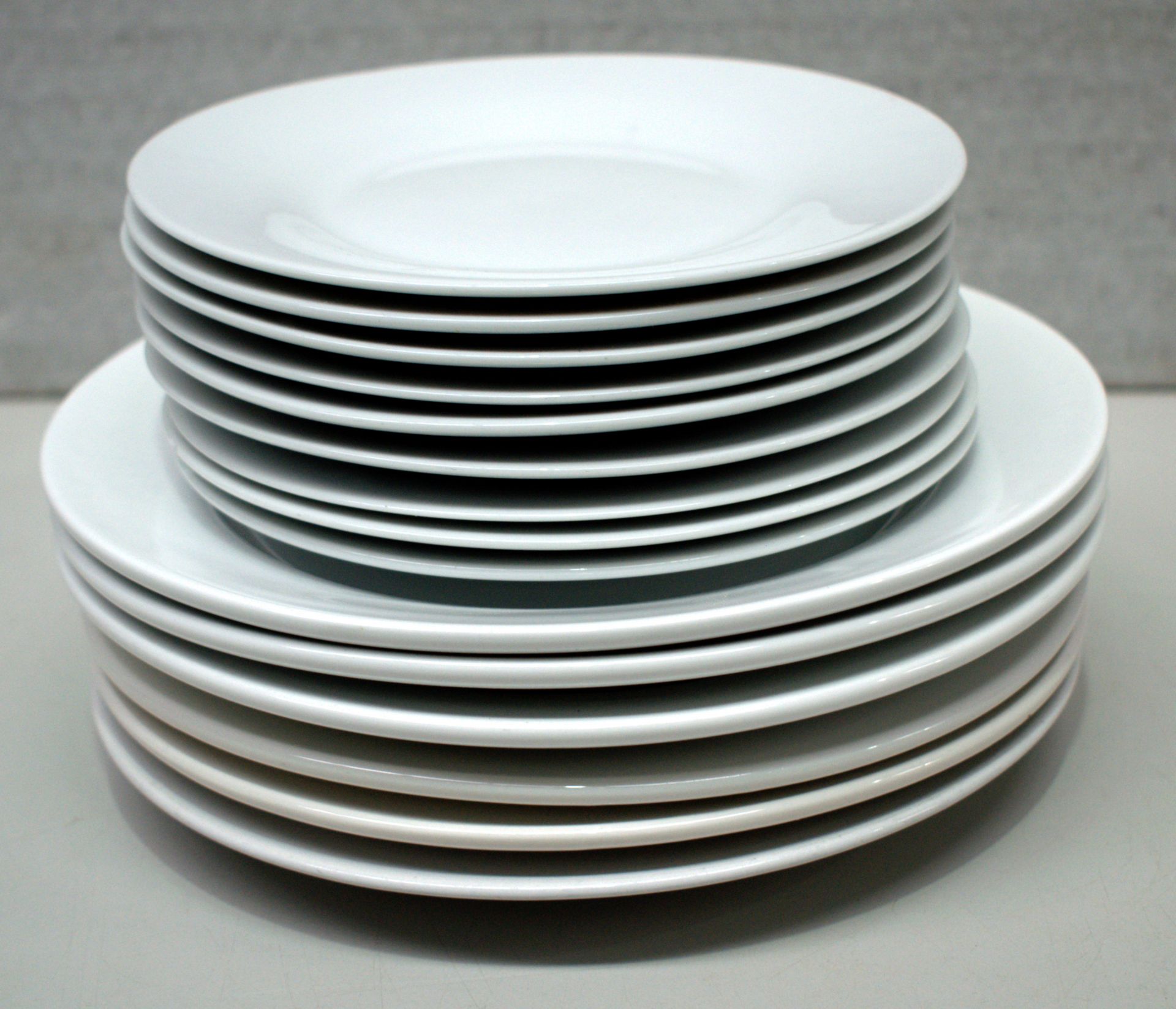 15 x Assorted White Plates
