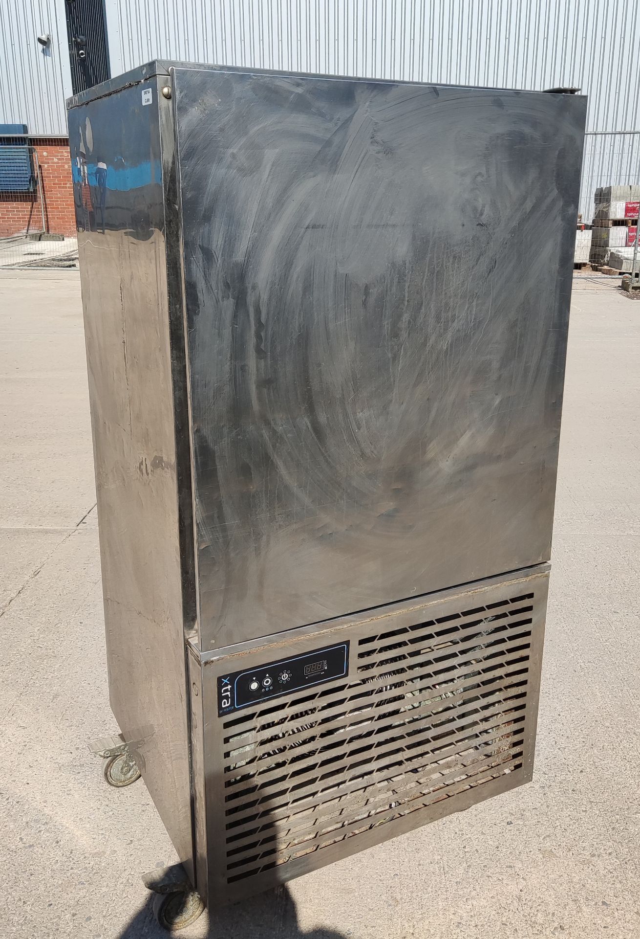 1 x FOSTER Xtra Xr35 35Kg Blast Chiller - RRP £6,700.00 - Image 4 of 16