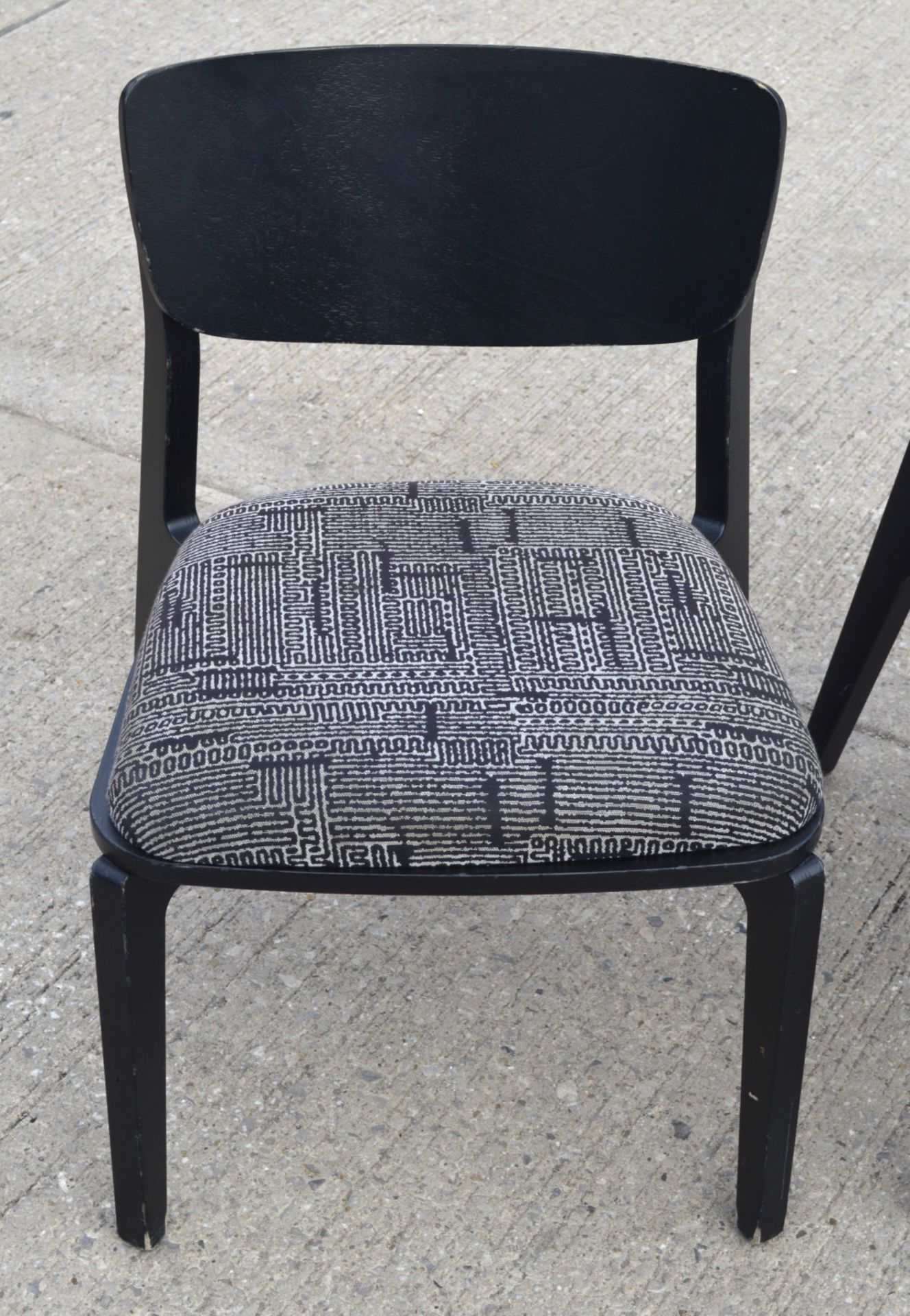 10 x Retro Style Restaurant Dining Chairs Featuring a Black Finish and Padded Seat Pads - Image 19 of 19