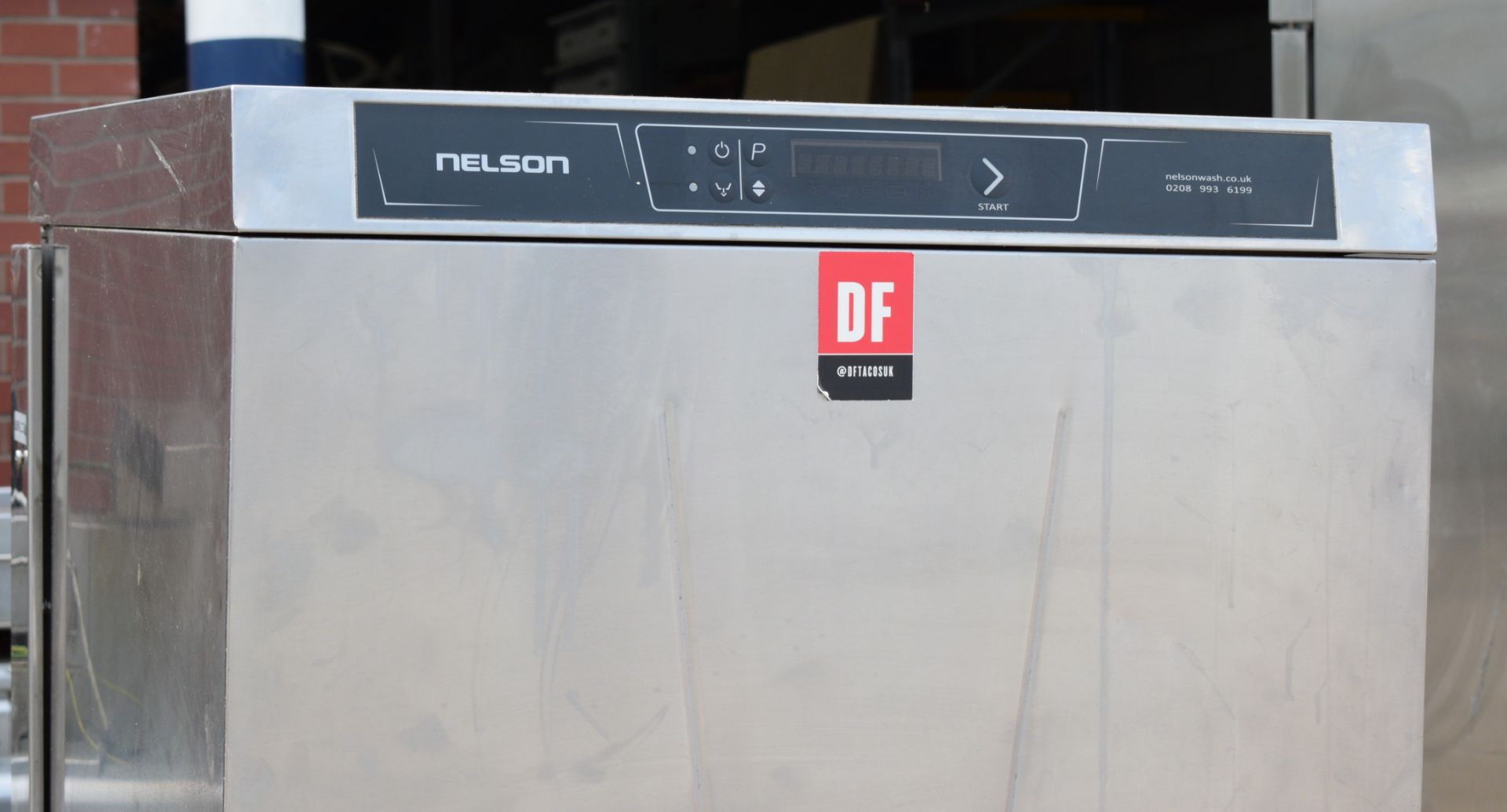 1 x Nelson Commercial Passthrough Dishwasher - Type 4004-16 - 3 Phase - Made in Italy - Image 8 of 13
