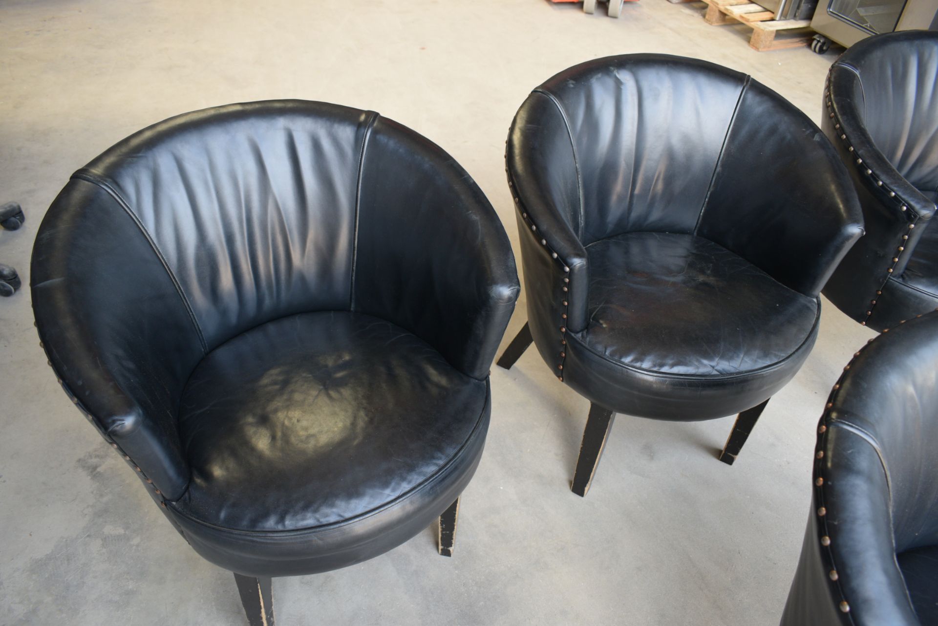 4 x Contemporary Barrel Chairs Upholstered in Black Leather with Studded Backs and Wooden Legs - Image 12 of 12