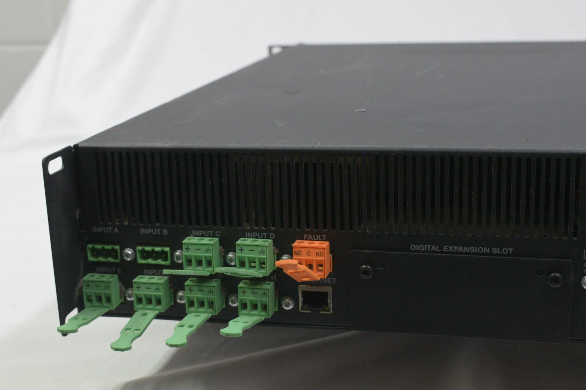 1 x BOSE PowerMatch PM8500 Configurable Professional Power Amplifier - RRP £4,200 - Image 5 of 13