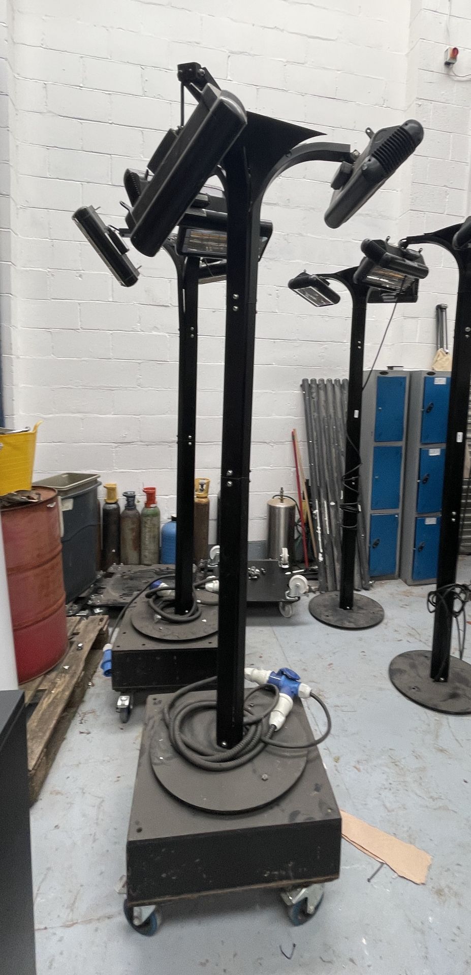 1 x Tansun Sorrento Upright Freestanding Triple Infrared Heater - Comes on a Weighted Mobile Base - Image 6 of 10