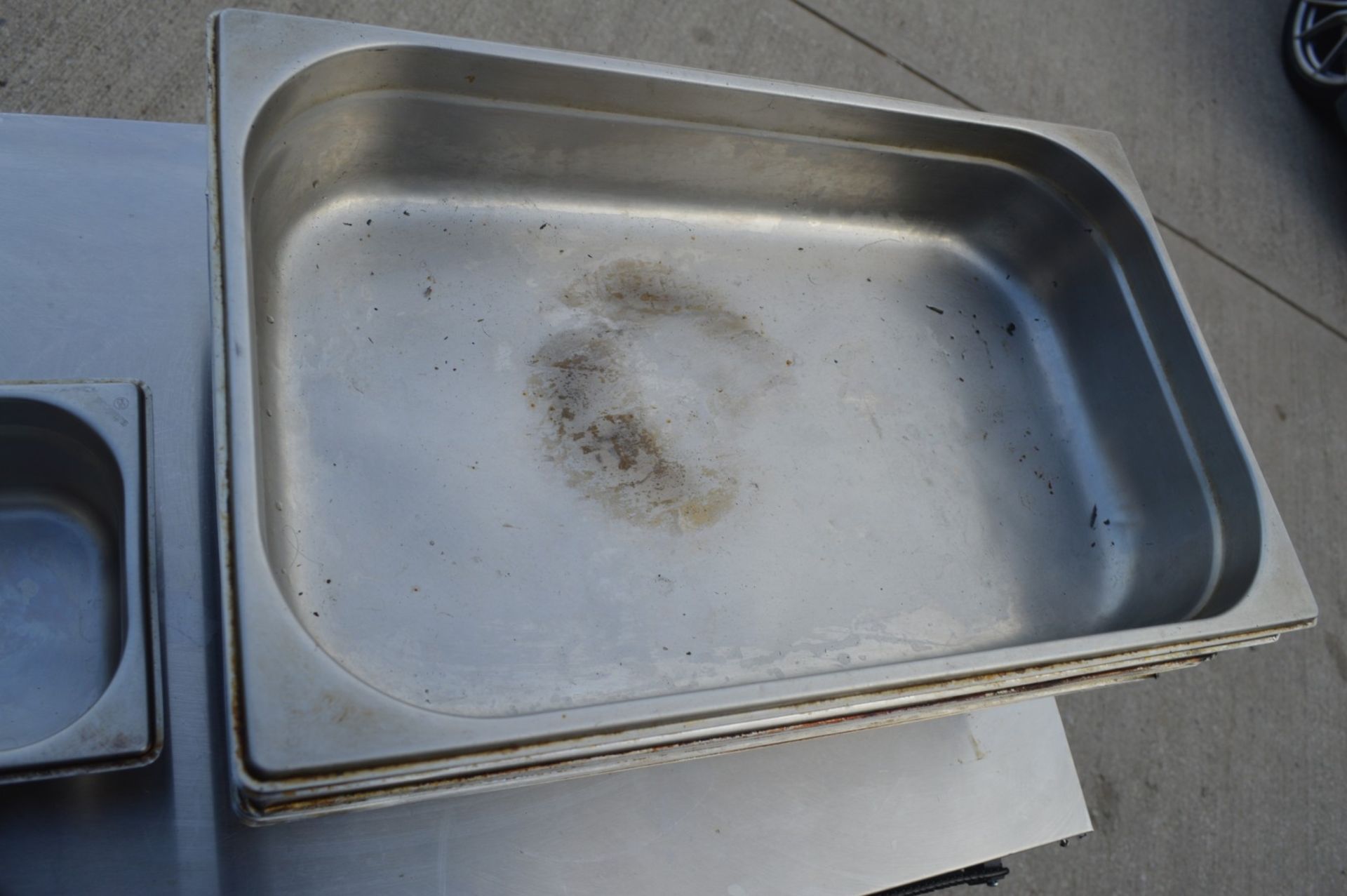 13 x Assorted Stainless Steel Gastro Pans - Various Sizes - Image 3 of 5