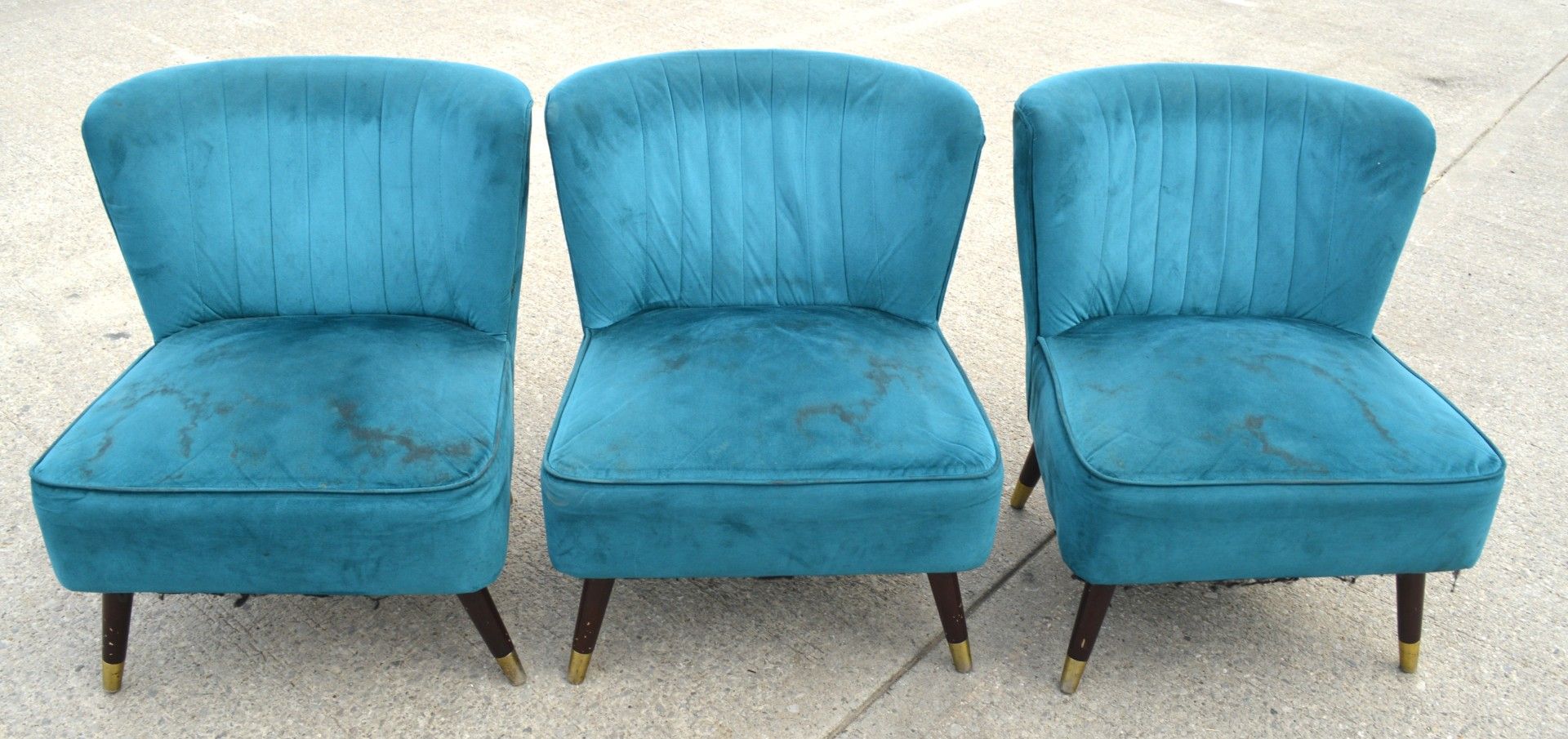 3 x Contemporary Velvet Cocktail Chairs in Teal with Tapered Wooden Legs and Brass Feet