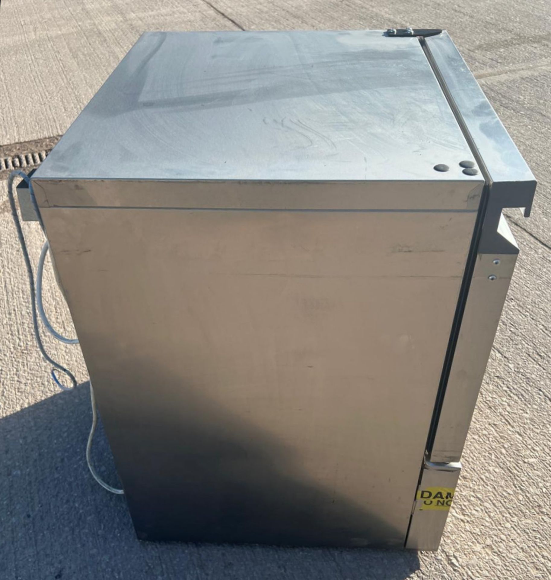 1 x WILLIAMS H5Uc Single Door Under-Counter Stainless Commercial Fridge - Image 6 of 10