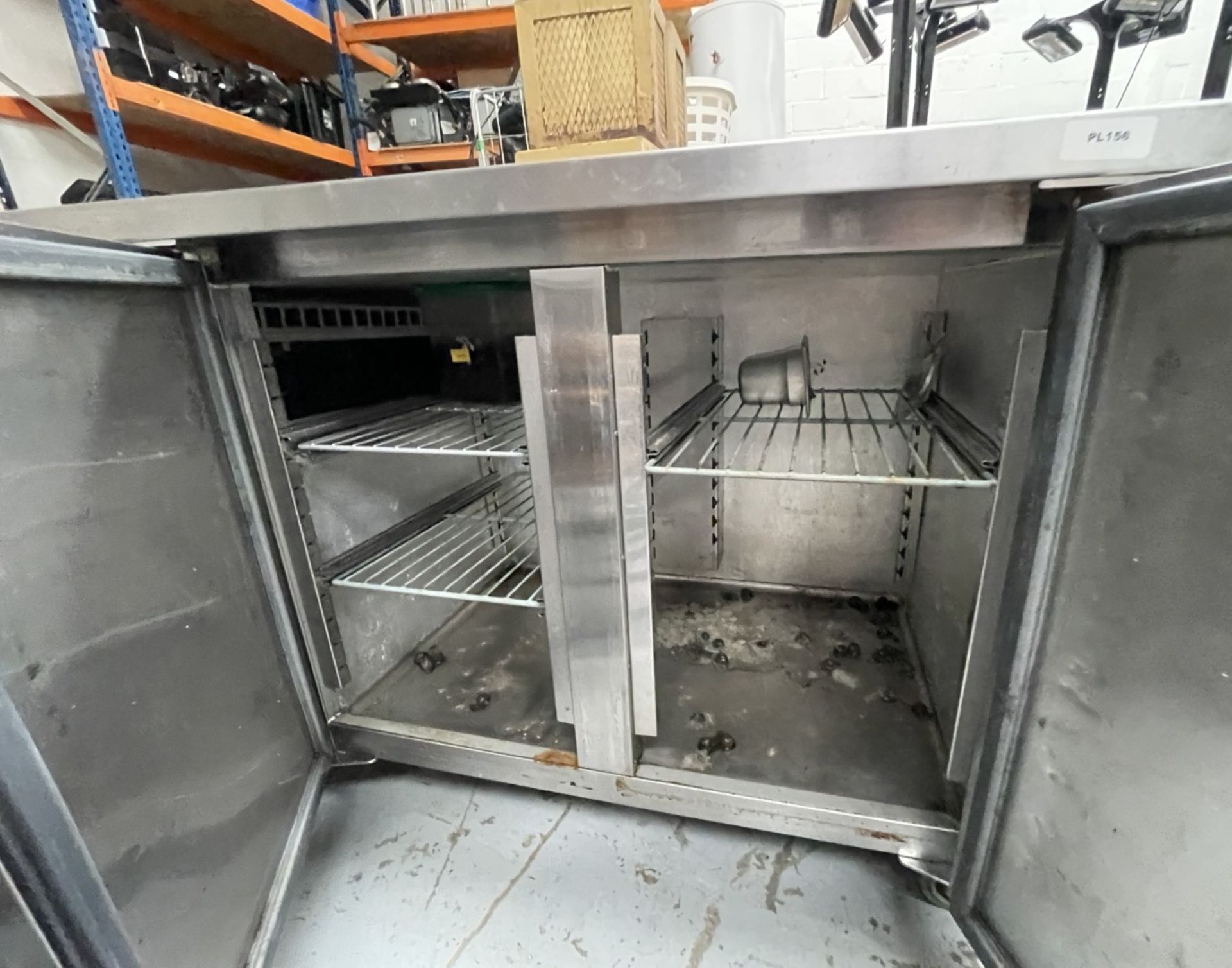 1 x Williams Jade Two Door Countertop Prep Fridge - Model: HJC2SA - Dimensions: H85 x W130 x D70 cms - Image 4 of 9