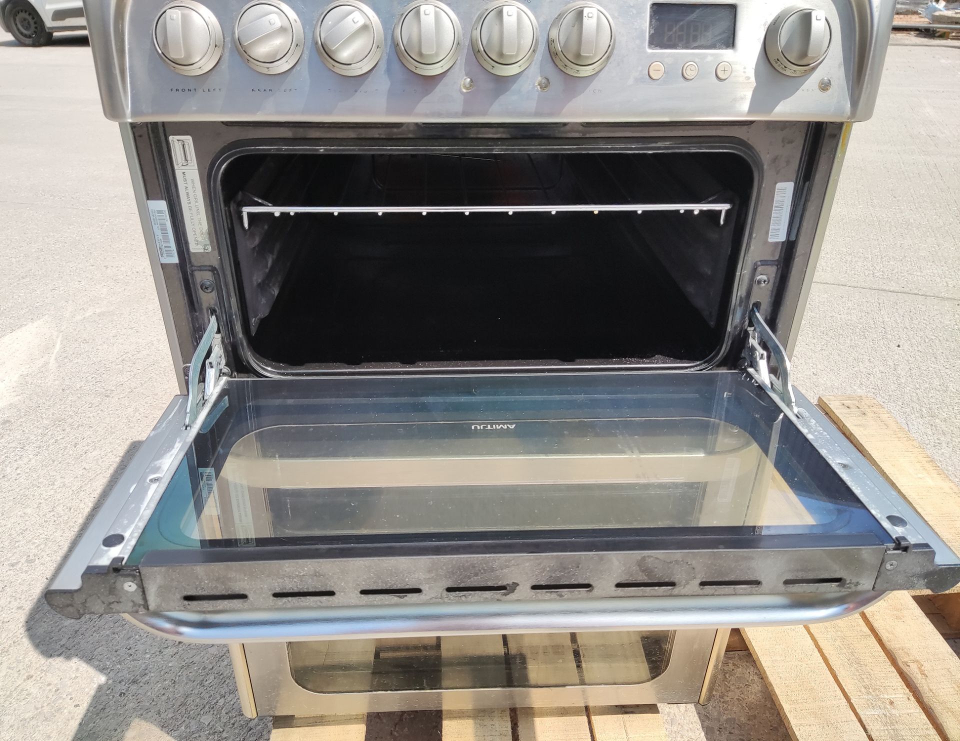 1 x HOTPOINT Ultima Hue61X Freestanding Electric Ceramic Cooker - Image 11 of 23