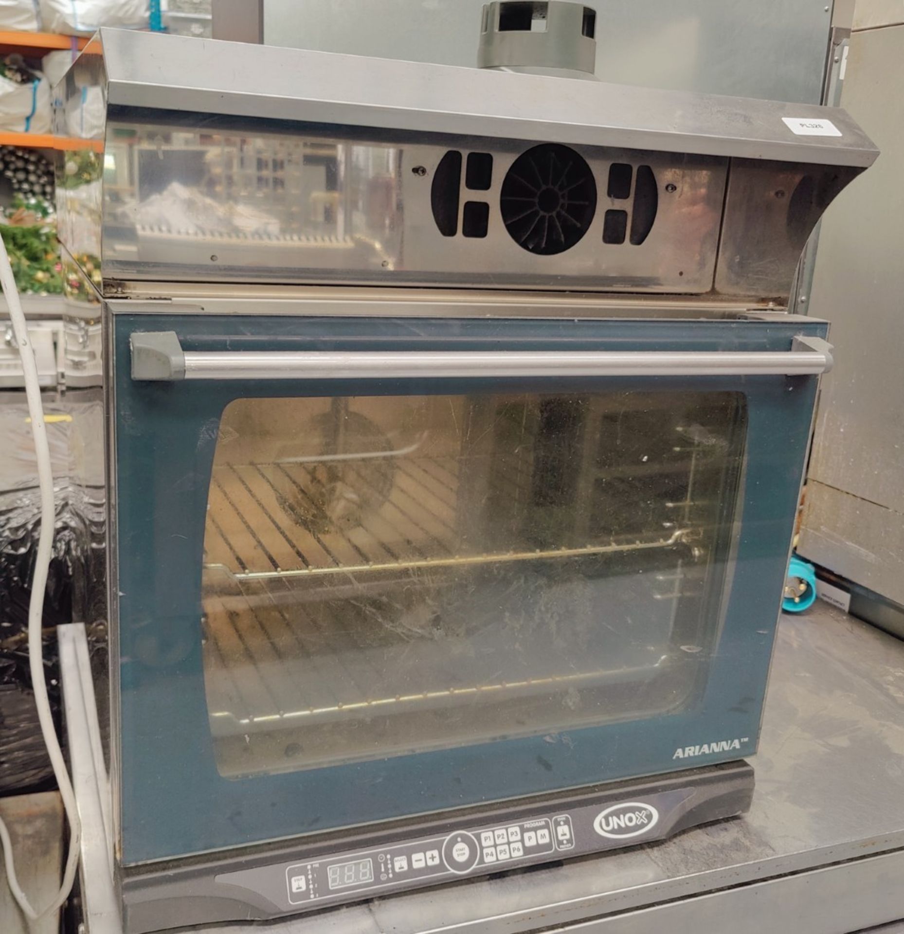 1 x Unox XT-135 Convection Oven with Extraction Unit - Dimensions: H67 x W60 x D74 cms