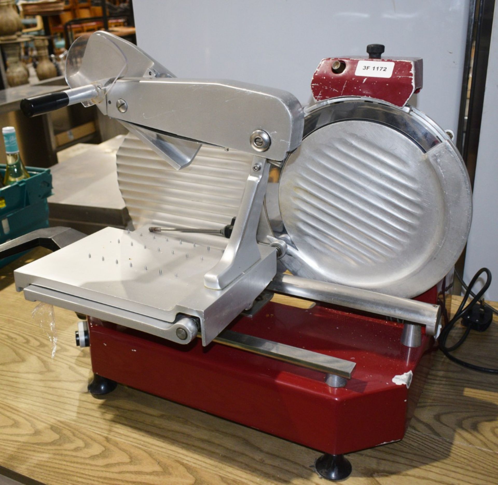 1 x FAC Vertical 300mm Meat Slicer - Model: F300TS-V - 240v - Ref: 1172 - Image 6 of 8