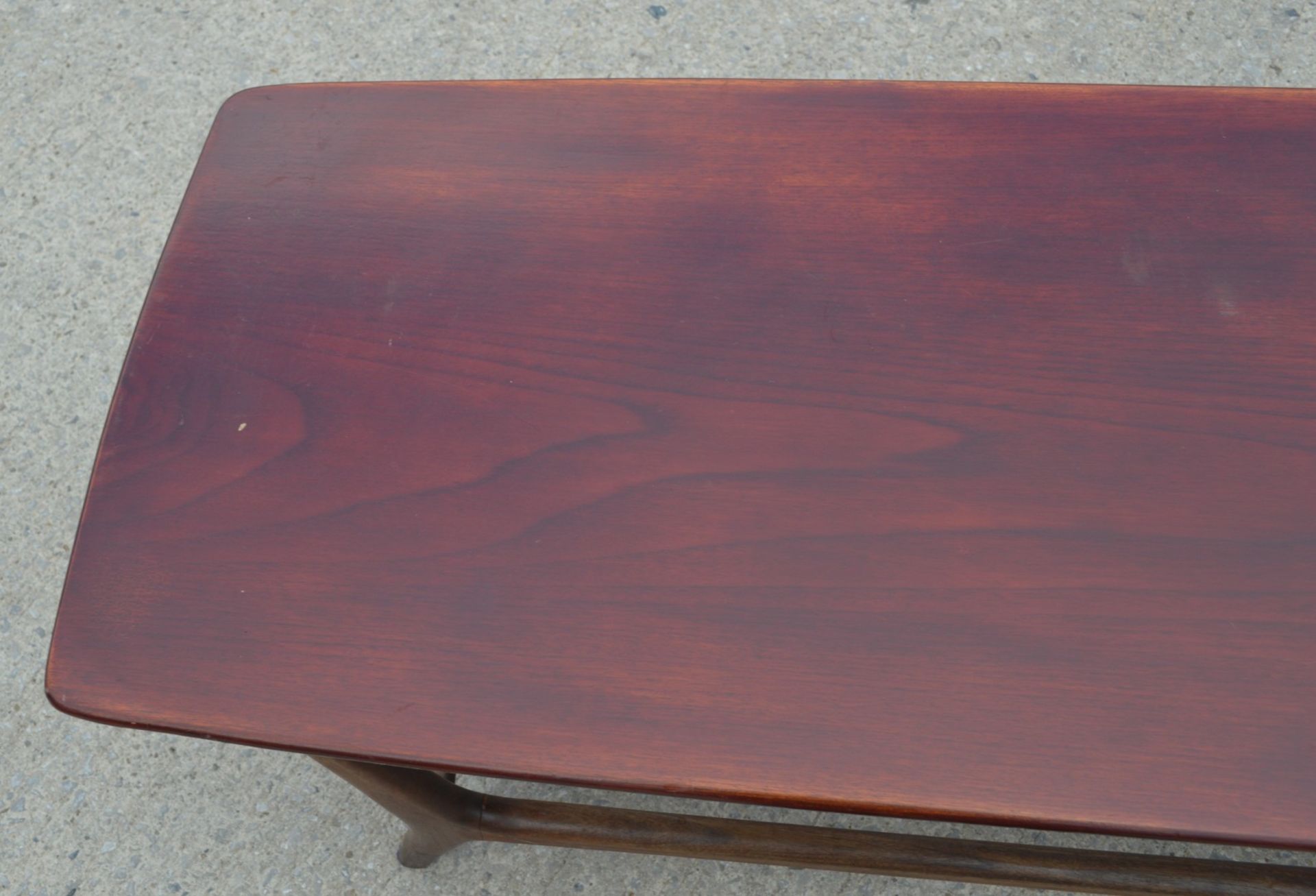 1 x Mid Century Webe Meublen Danish Teak and Mahogany Coffee Table - Dimensions: H44 x W150 x D50 cm - Image 8 of 10