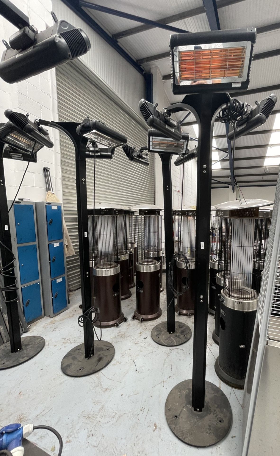 1 x Tansun Sorrento Upright Freestanding Triple Infrared Heater - Suitable for Indoor or Outdoor Use - Image 11 of 15