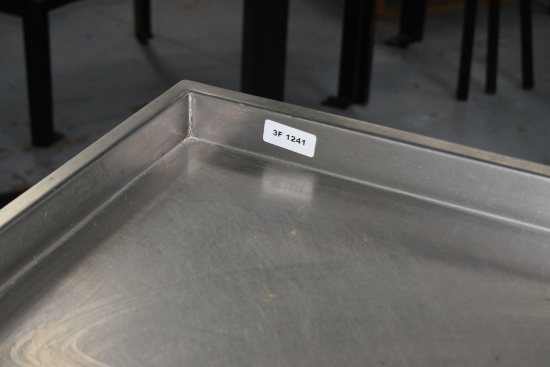 1 x Stainless Steel Sink Unit Featuring a Removable Wash Bowl, Prep Area and Undershelf - - Image 6 of 6