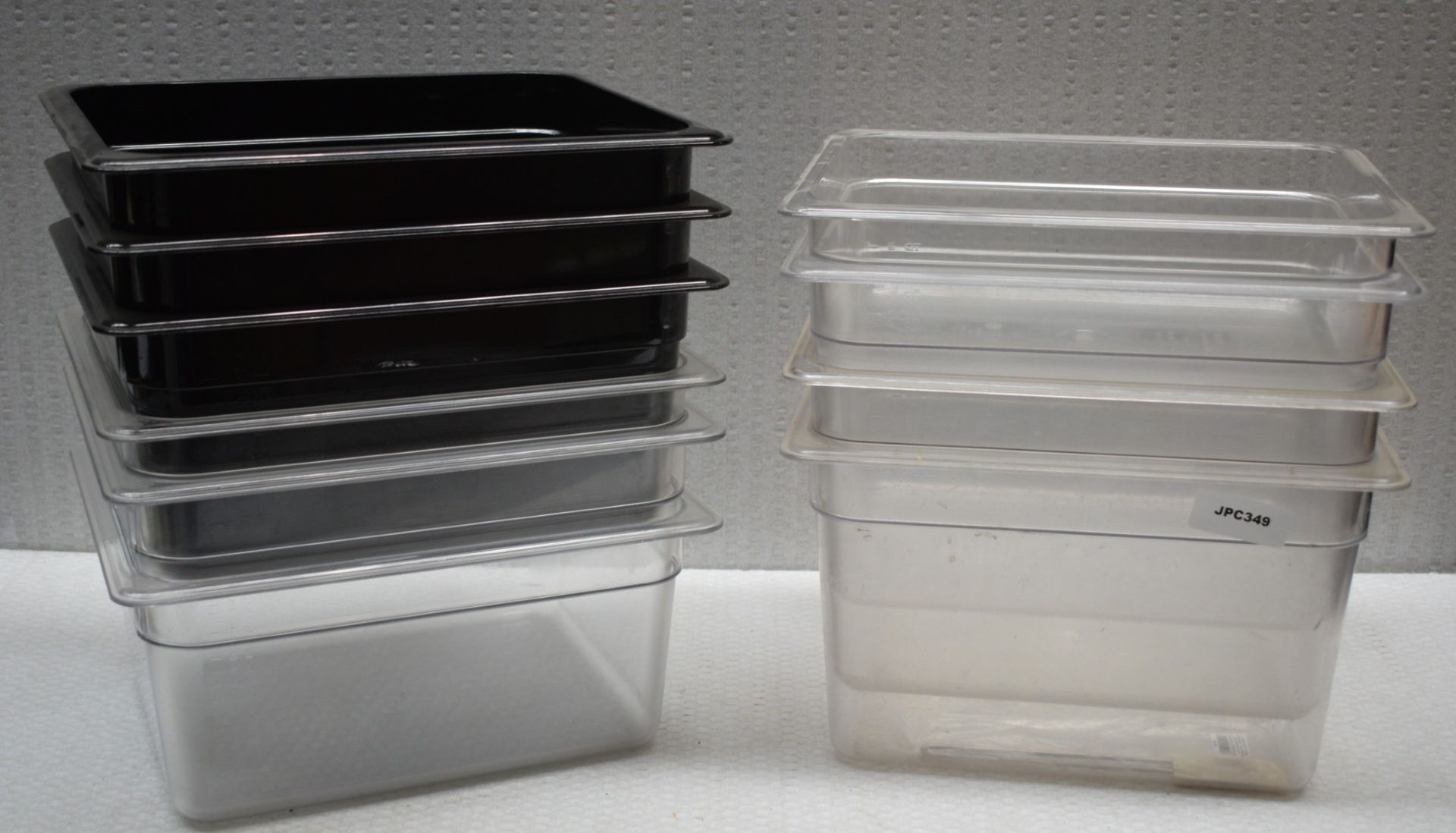 10 x Cambro Polycarbonate 32.5 x 26.5cm Clear and Black Gastronorms - Includes Two Depths of 15/20cm - Image 7 of 10