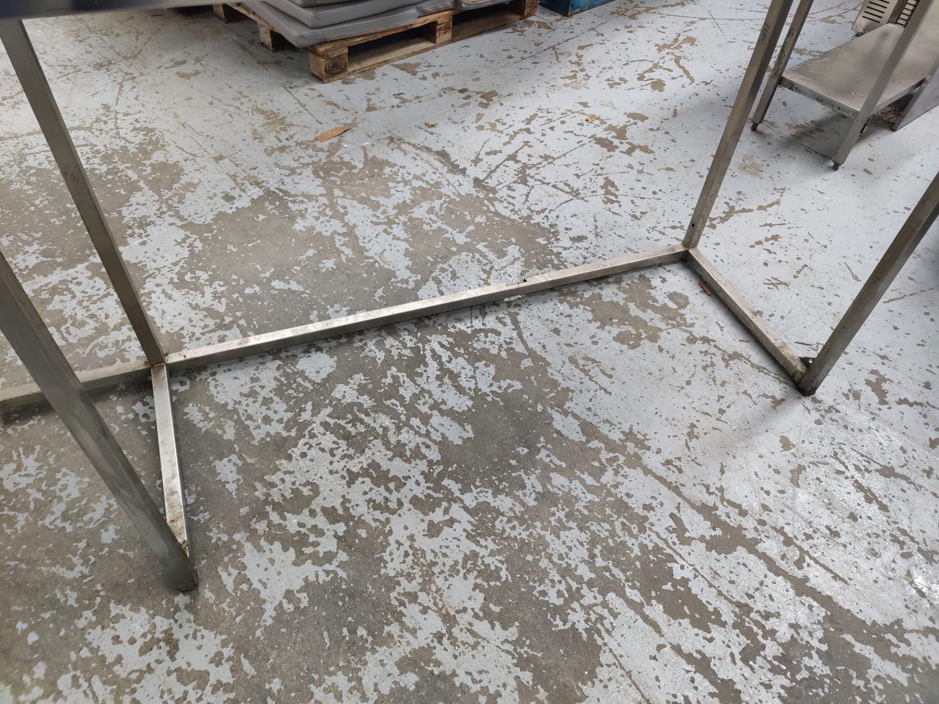 1 x Stainless Steel Backbar Bottle Cooler Housing with Glass Shelf - Dimensions: H121 with a Hight - Image 9 of 9