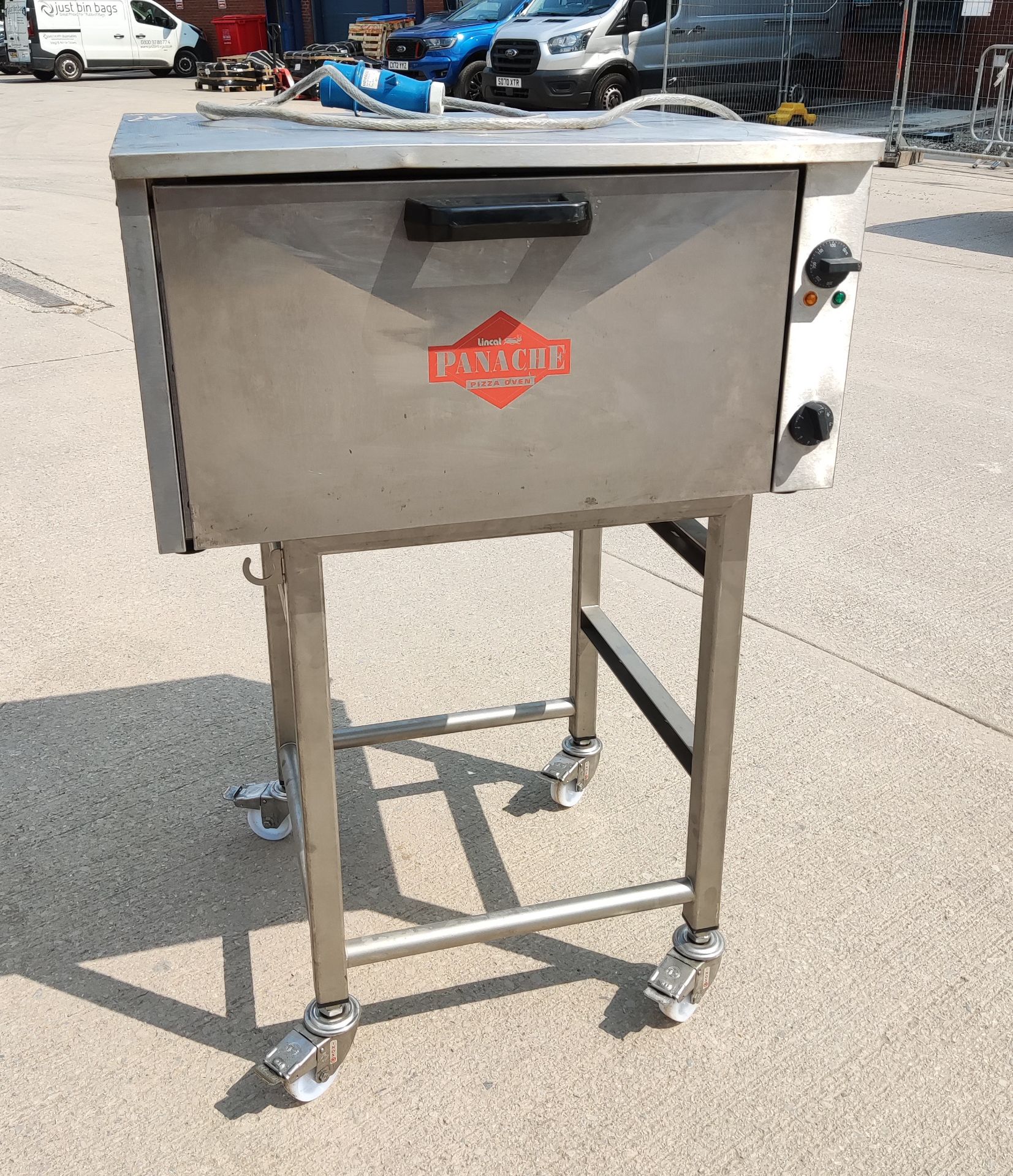 1 x LINCAT Panache Countertop Pizza Oven - Model Po89 - Single Phase - RRP £1,745.00 - Image 20 of 23