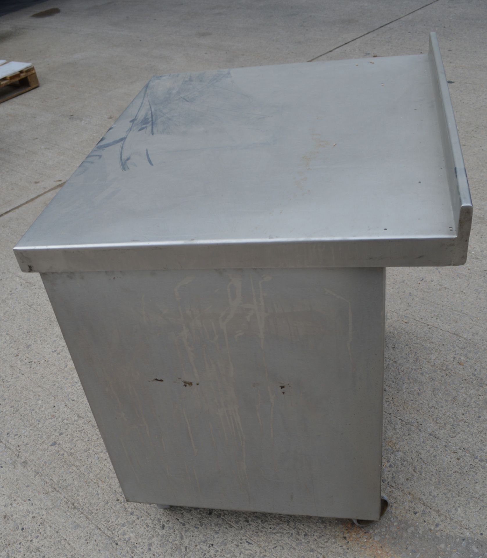 1 x Stainless Steel Two Door Heated Warming Cabinet with Preparation Surface and Castor Wheels - Image 10 of 10