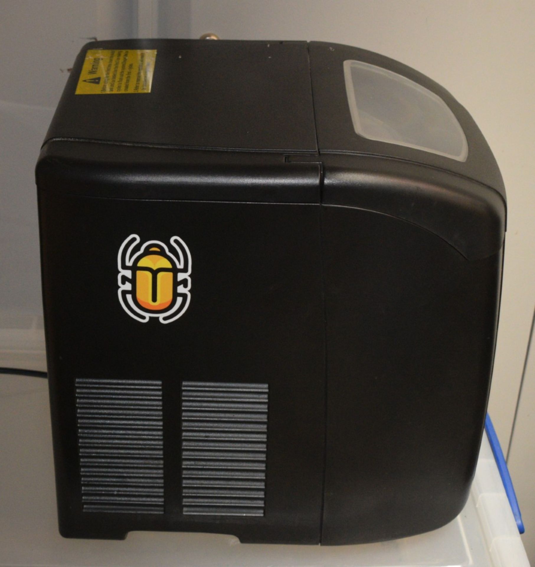 1 x Polar T315 Countetop Ice Cube Maker - Capacity 11kg - 230v - Dimensions: H38 x W30 x D38 cms - Image 2 of 7