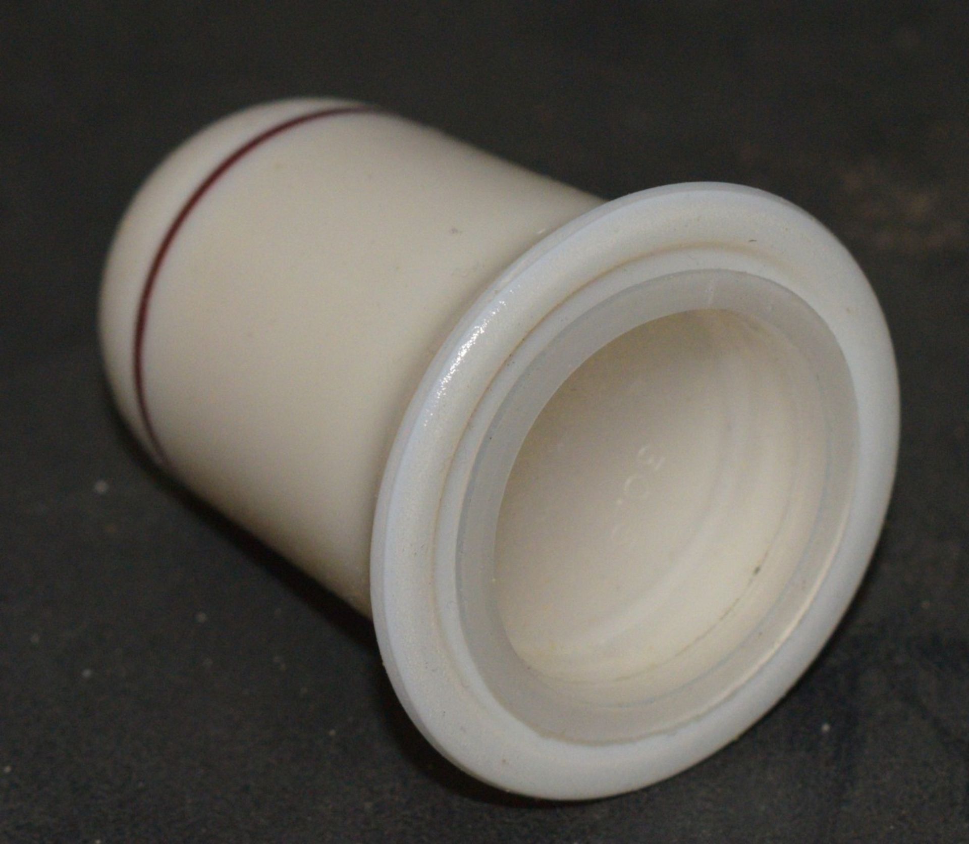 25 x Ceramic Salt Pots - Image 3 of 4