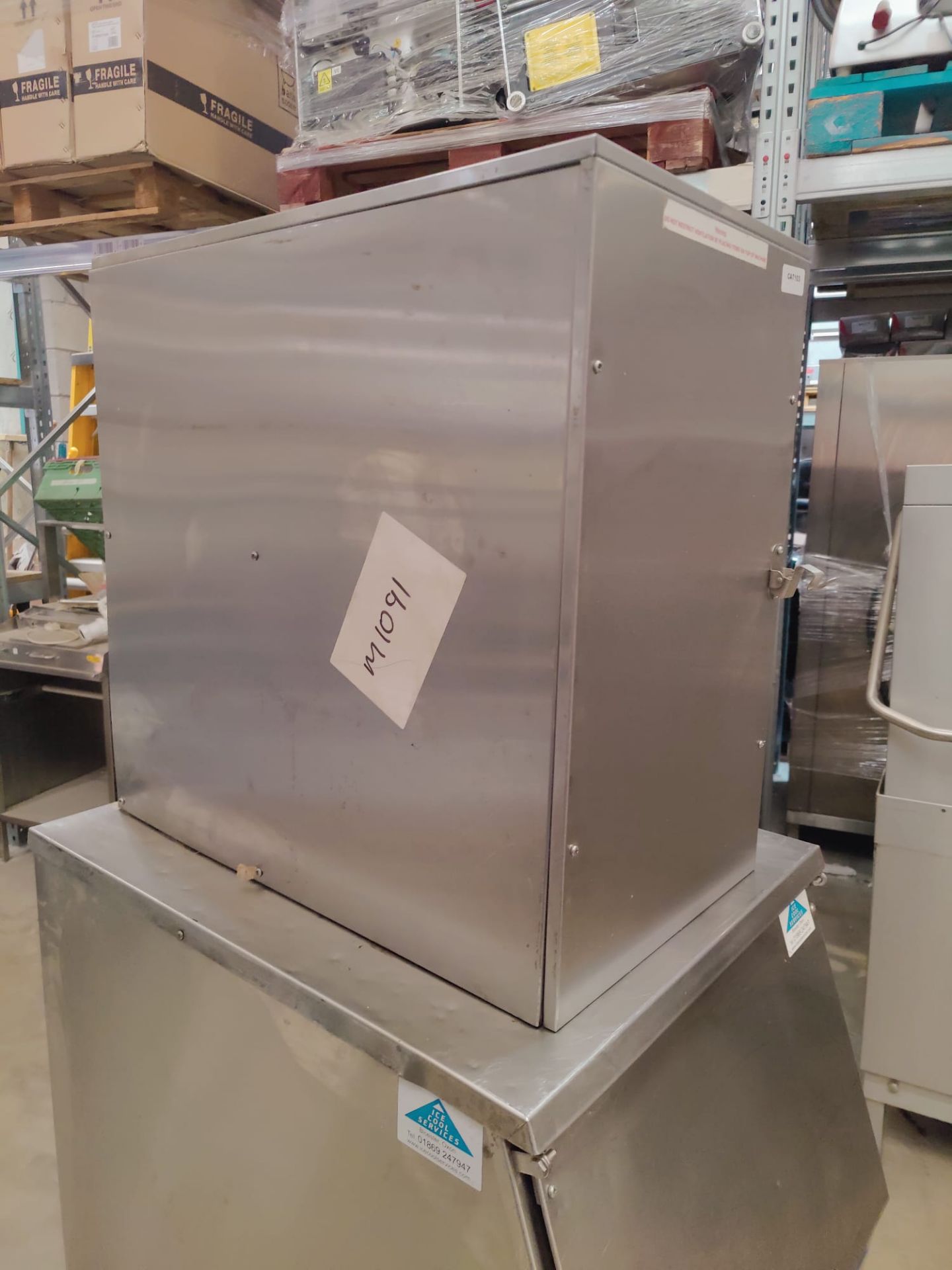1 x Cornelius Upright Freestanding Continuous Flow Icemaker Machine with Follet Storage Bin - Image 5 of 13