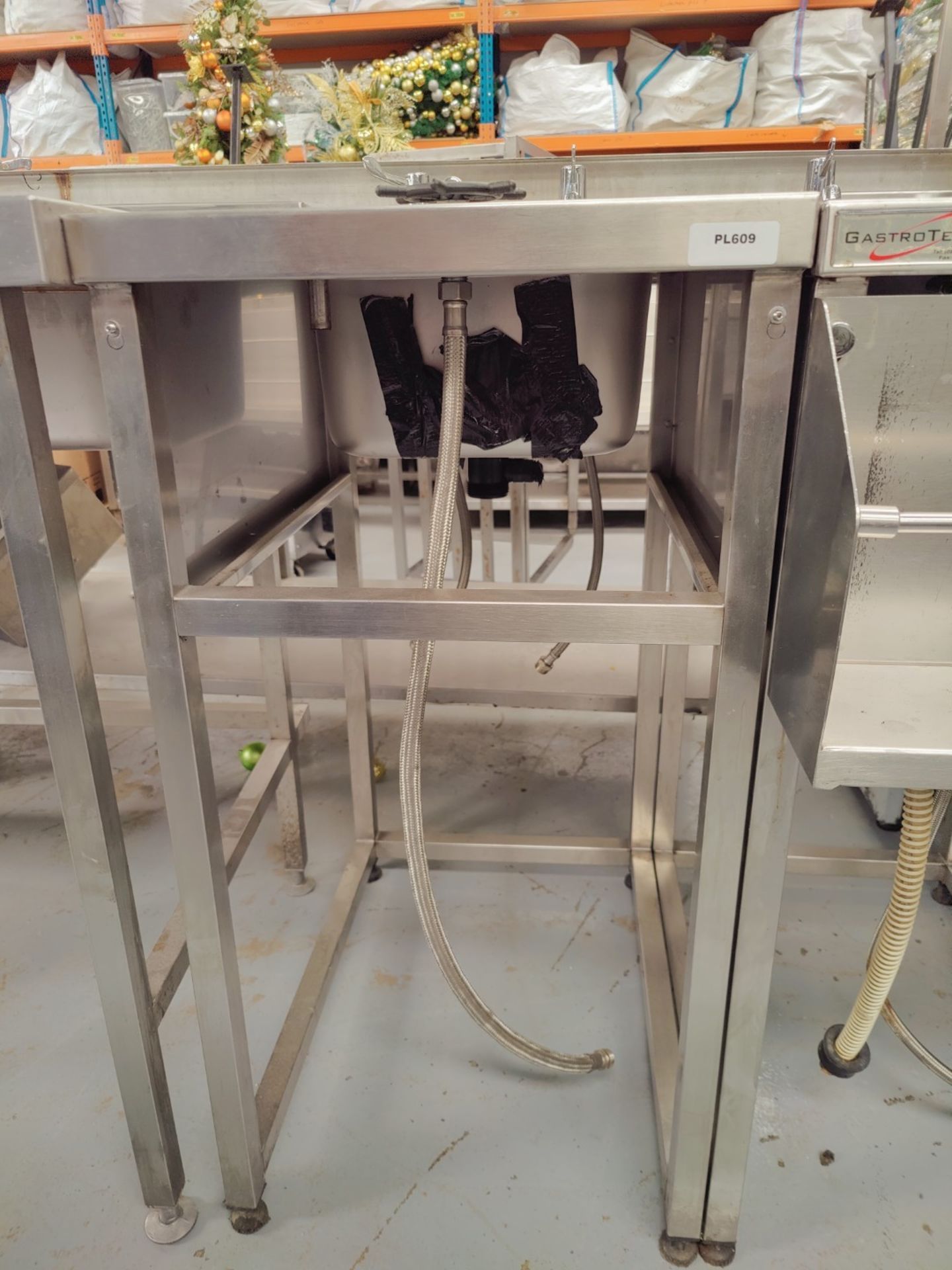 1 x Stainless Steel Bar Wash Station Featuring an Integral Glass Rinser, Wash Bowl and Hot/Cold Taps - Image 2 of 5